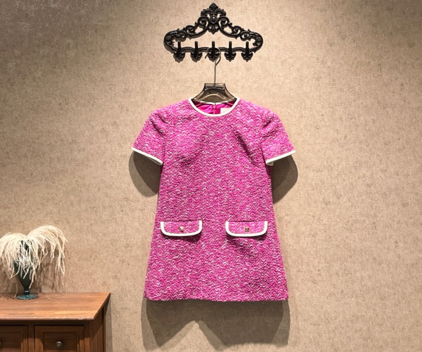 Valentino pink tweed dress / Size 38 / 99% new / Retail price 29,000 / 42,946 SYCF42946