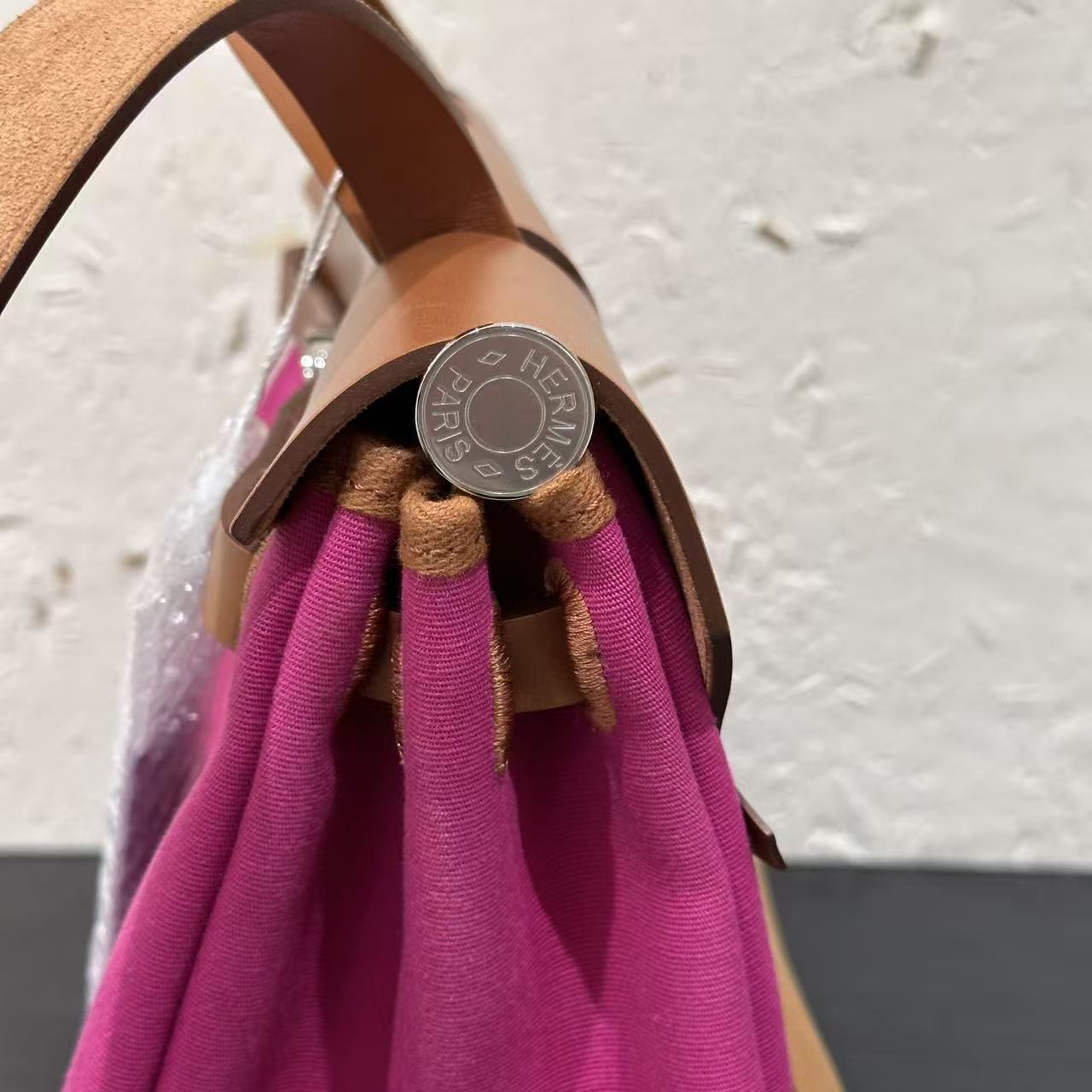 Hermès Herbag 31 Two-Tone Convertible Bag - Fuchsia & Tan