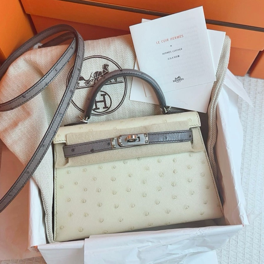 *Hermes Kelly 20 HSS Nata / Gris Agate Ostrich PHW #U SYC2180
