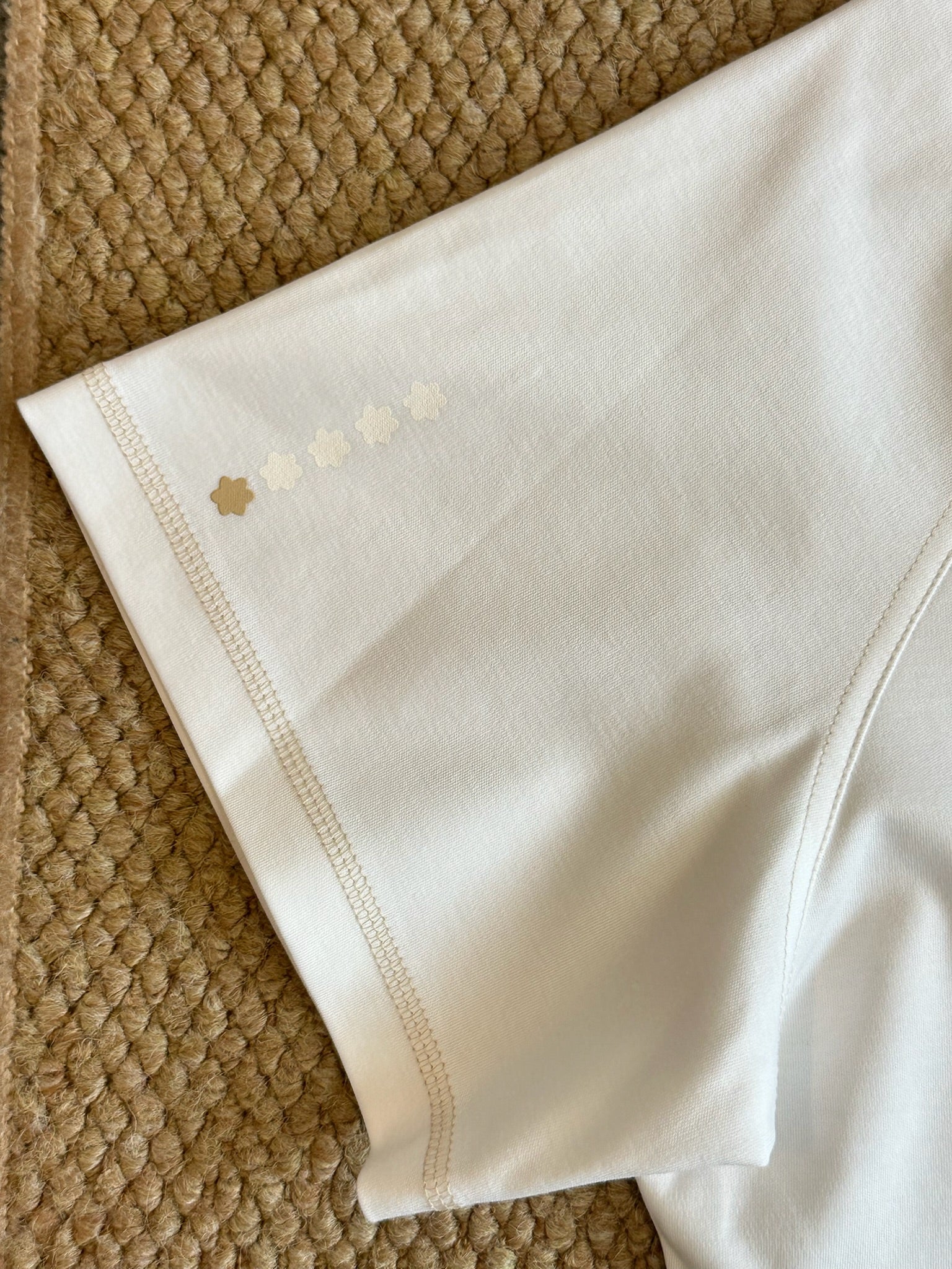 Size 42 - Hermès Printed Candy Libris micro t-shirt
