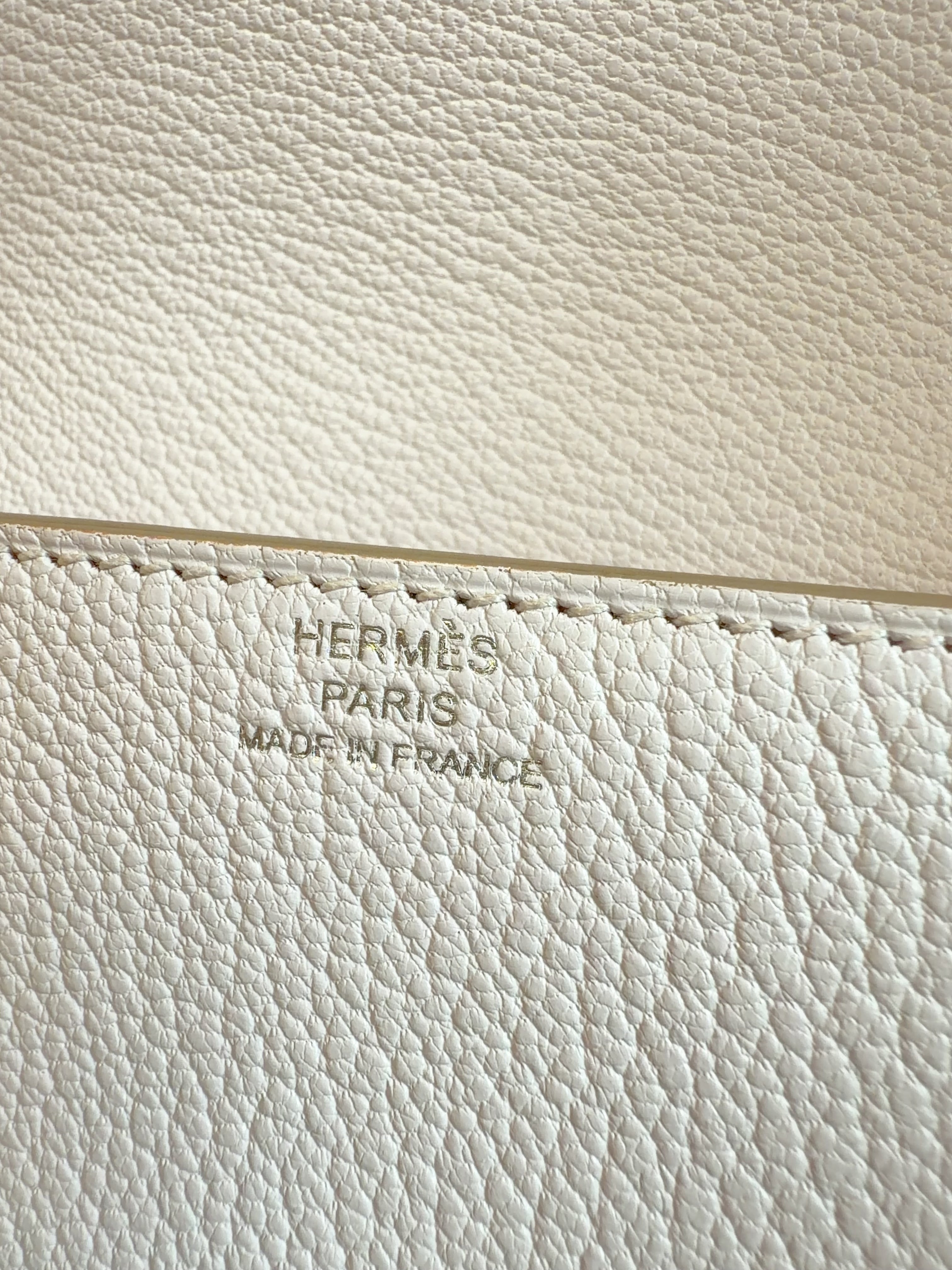 Hermès Mauve Pale Chèvre Mysore Roulis Slim wallet