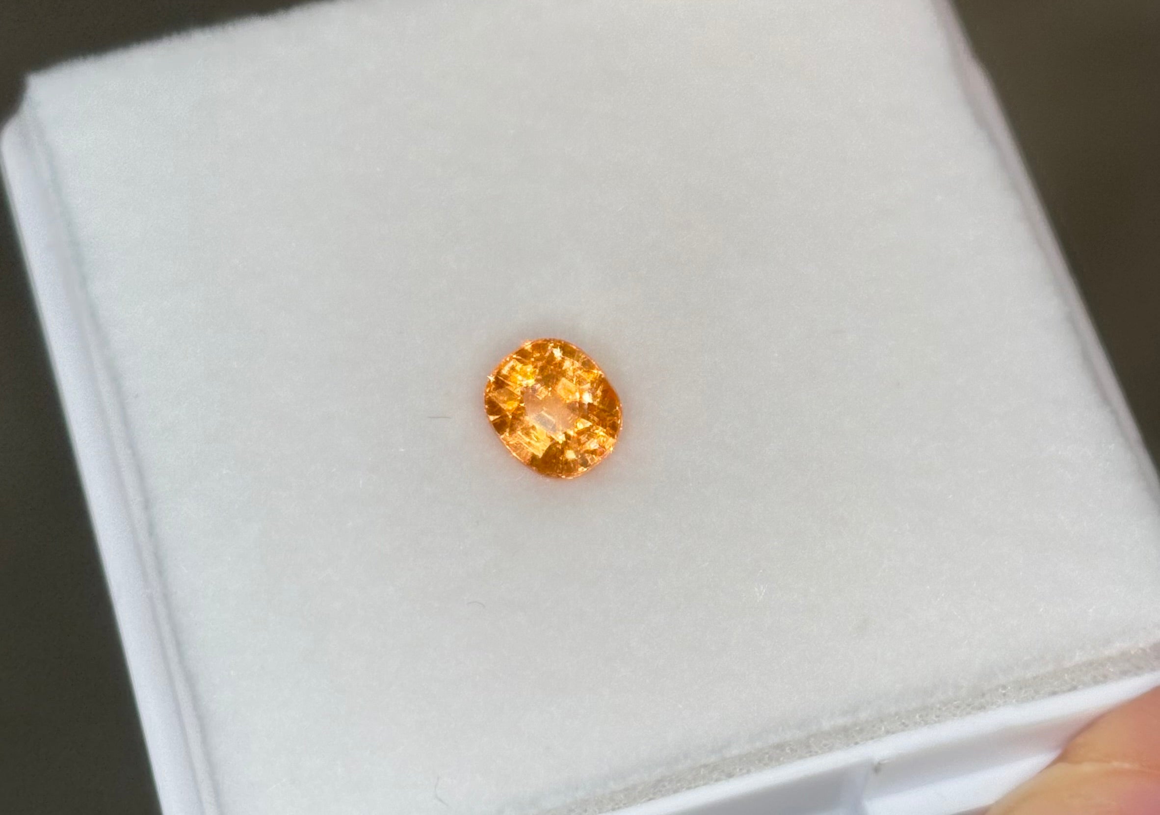 1.07ct Fanta Spessartine Oval DXBCS5785