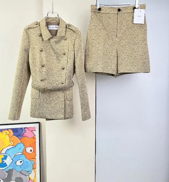 Dior gold suit, jacket + trousers, size 38 SYCC2066
