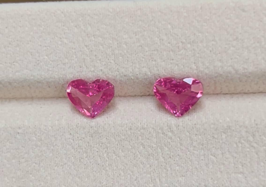2.98 ct Pink Spinels Mahenge PAIR heart shape 8.38x7.00x3.34mm & 8.49x7.07x4.02mm DXBCD1260