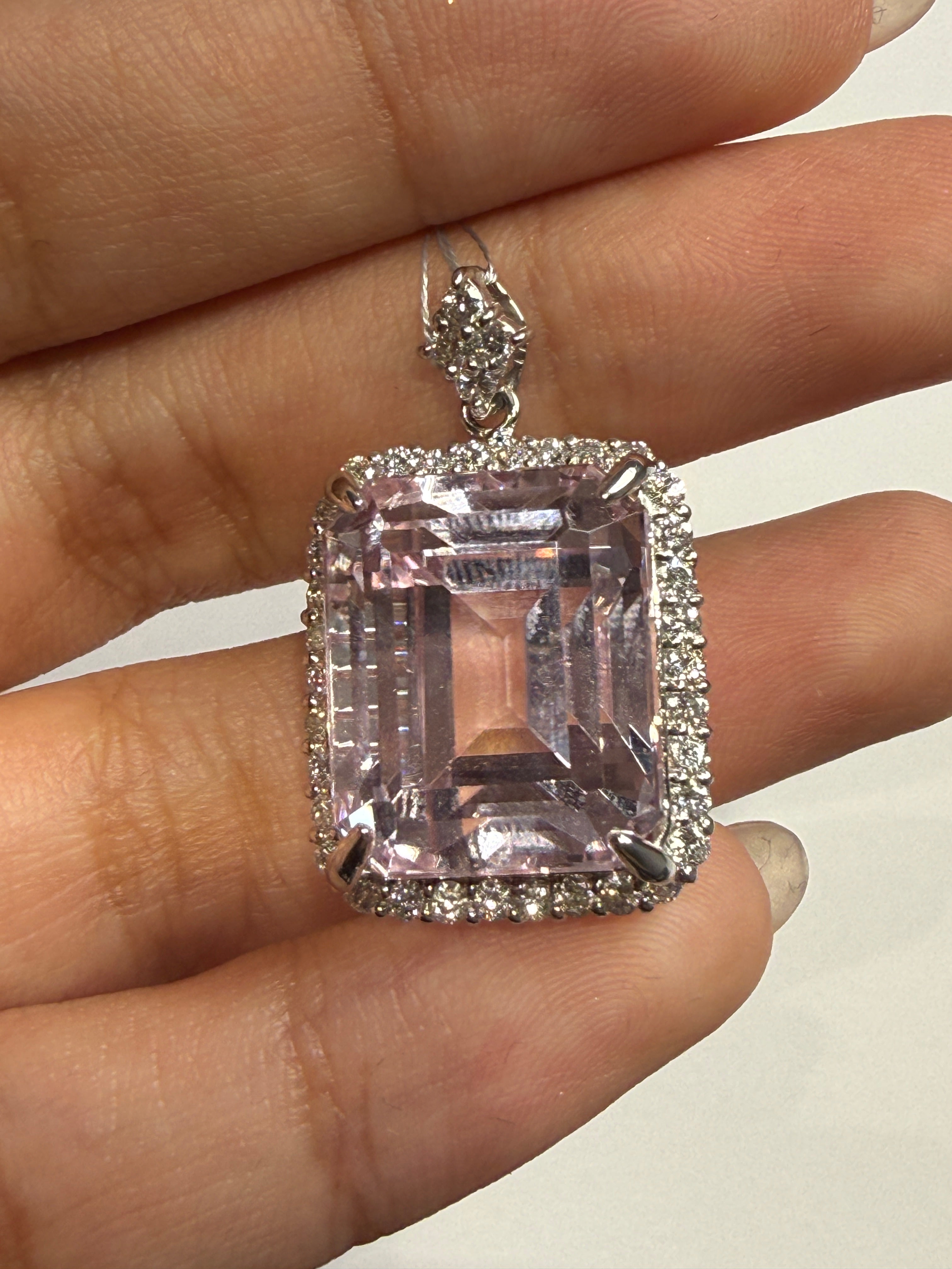 Kunzite Pendant in PT 8794 JJC9032