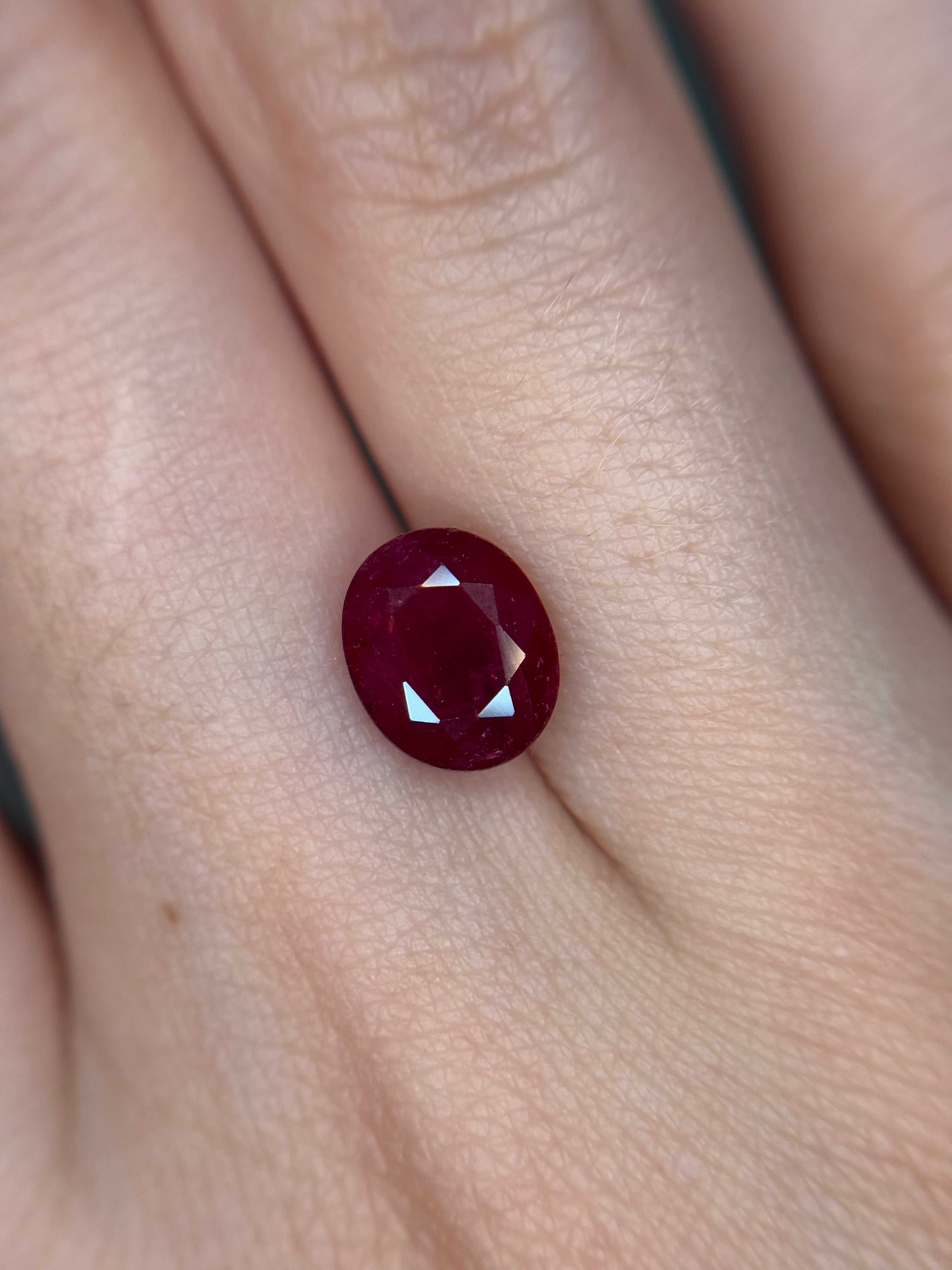 2.16ct Red Ruby Mozambique with certificate THAIC0553