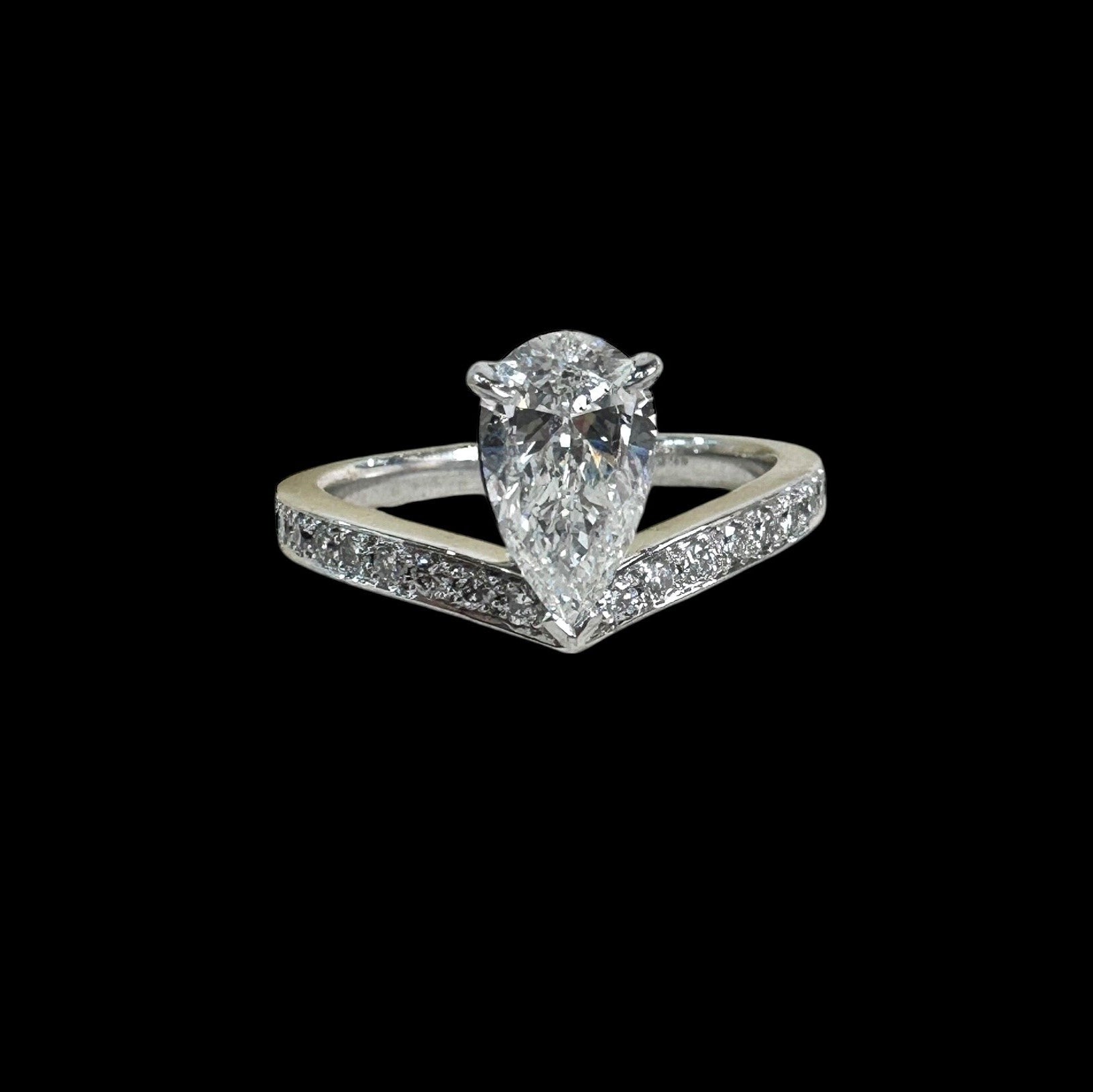 1.01ct GIA White Diamond Pear with Diamond Band set in 18K White Gold