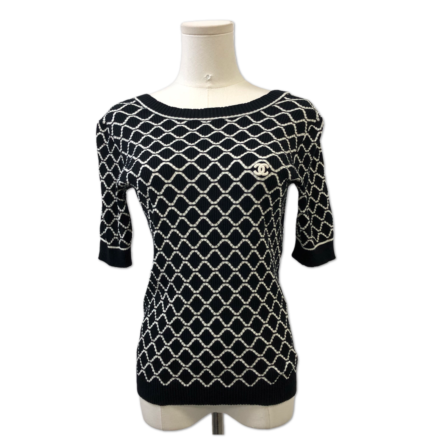 Chanel Black and White Patterned Knit Top size 38 FQ0357356176