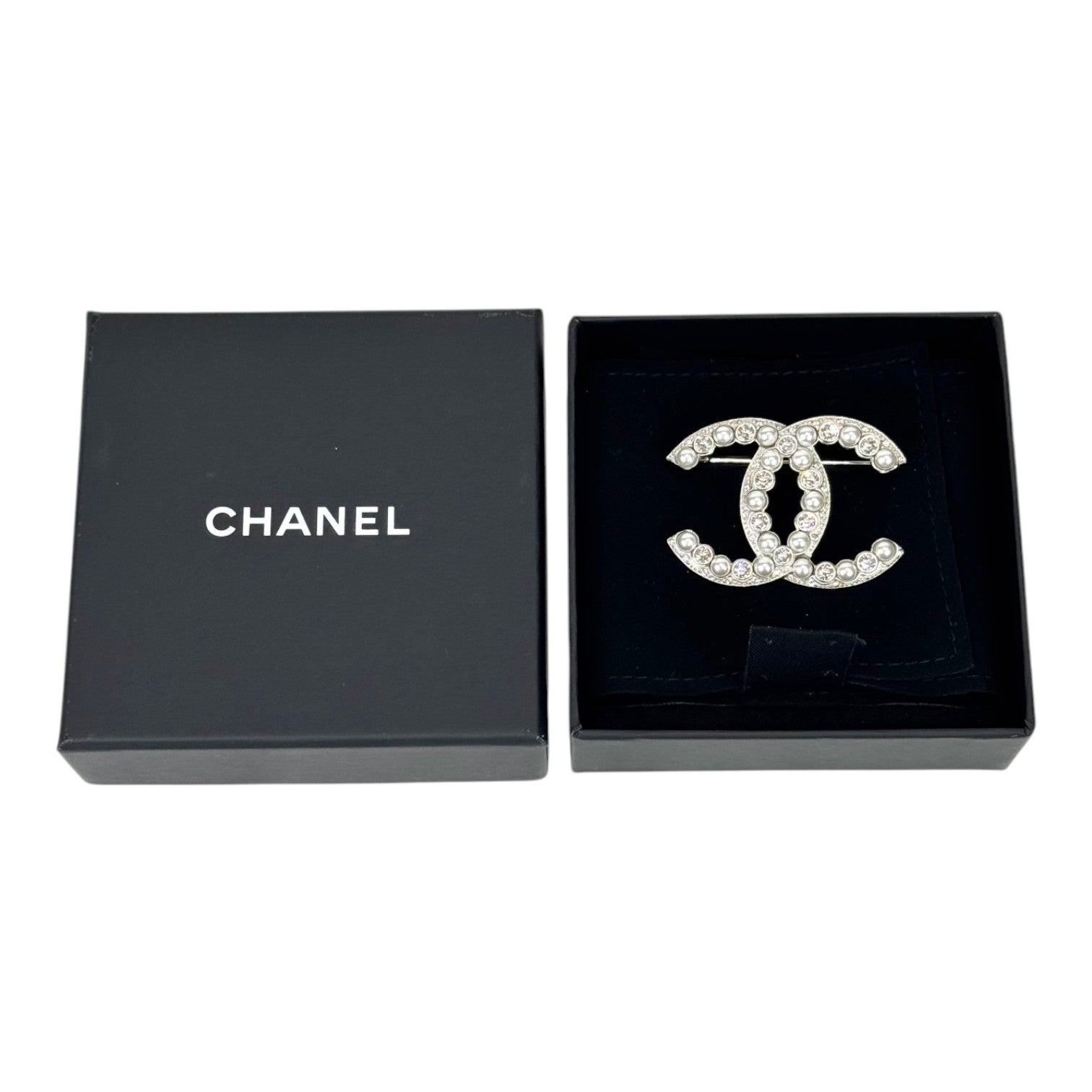 Chanel 22P CC Pearl & Crystal Brooch