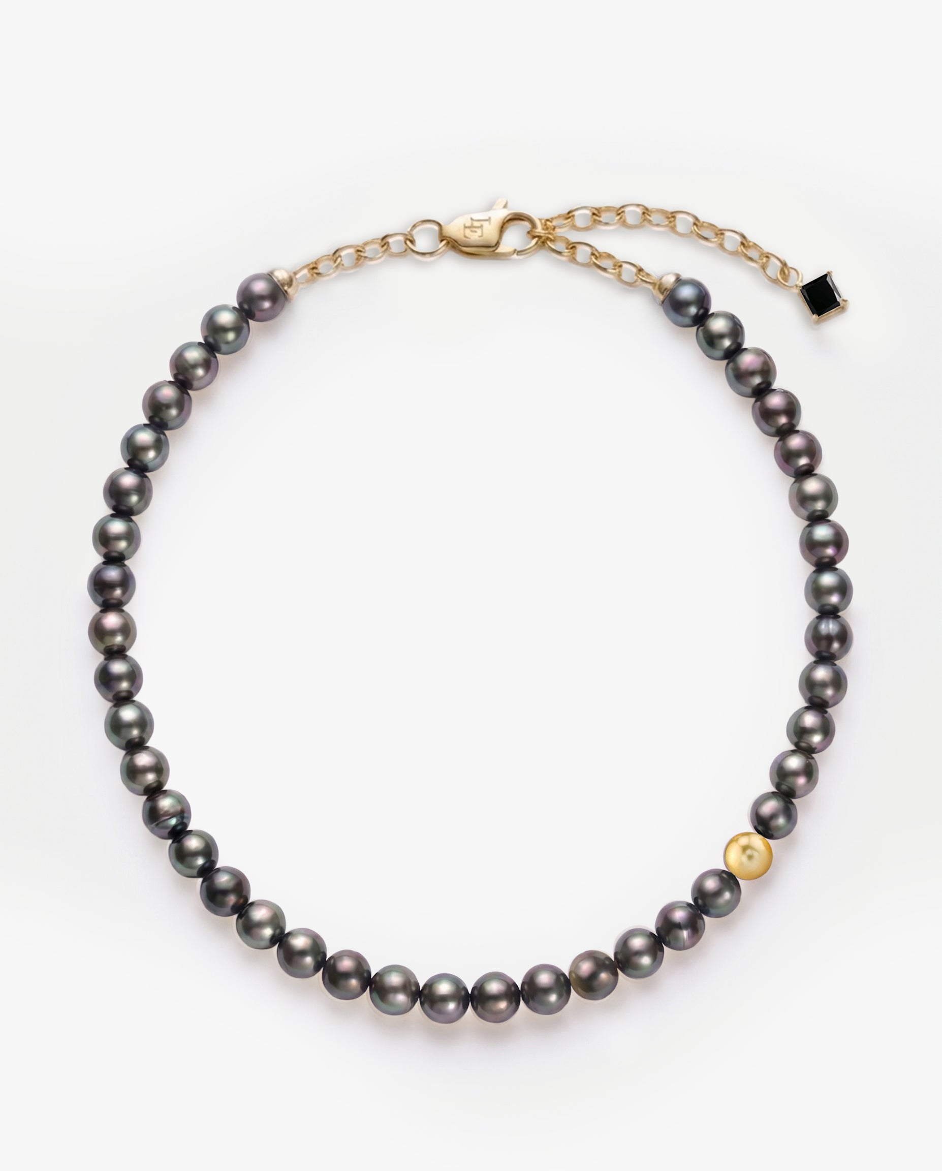 Caesura Black Pearl Necklace