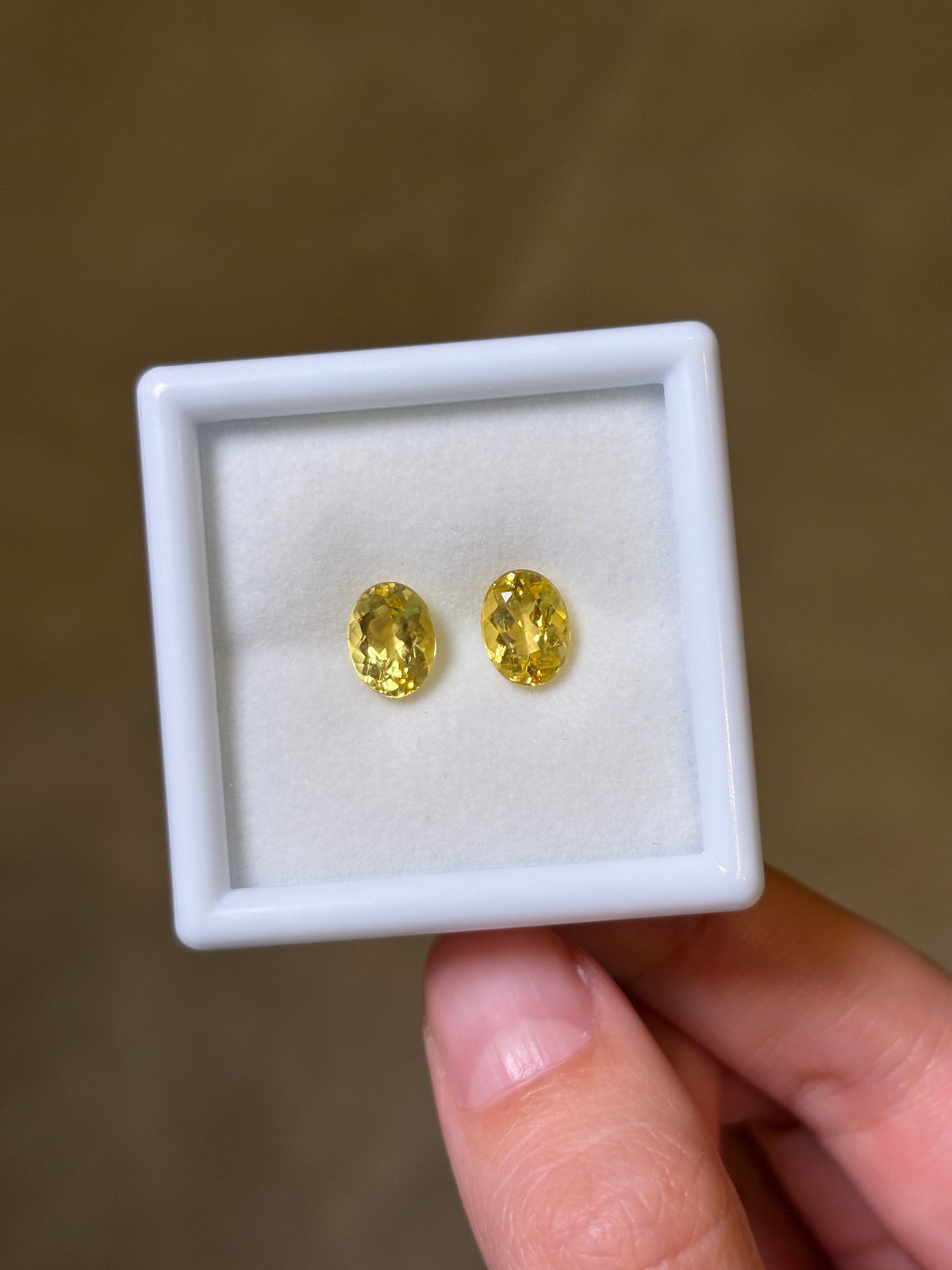 2.50ct Golden Beryl PAIR THAIC1000