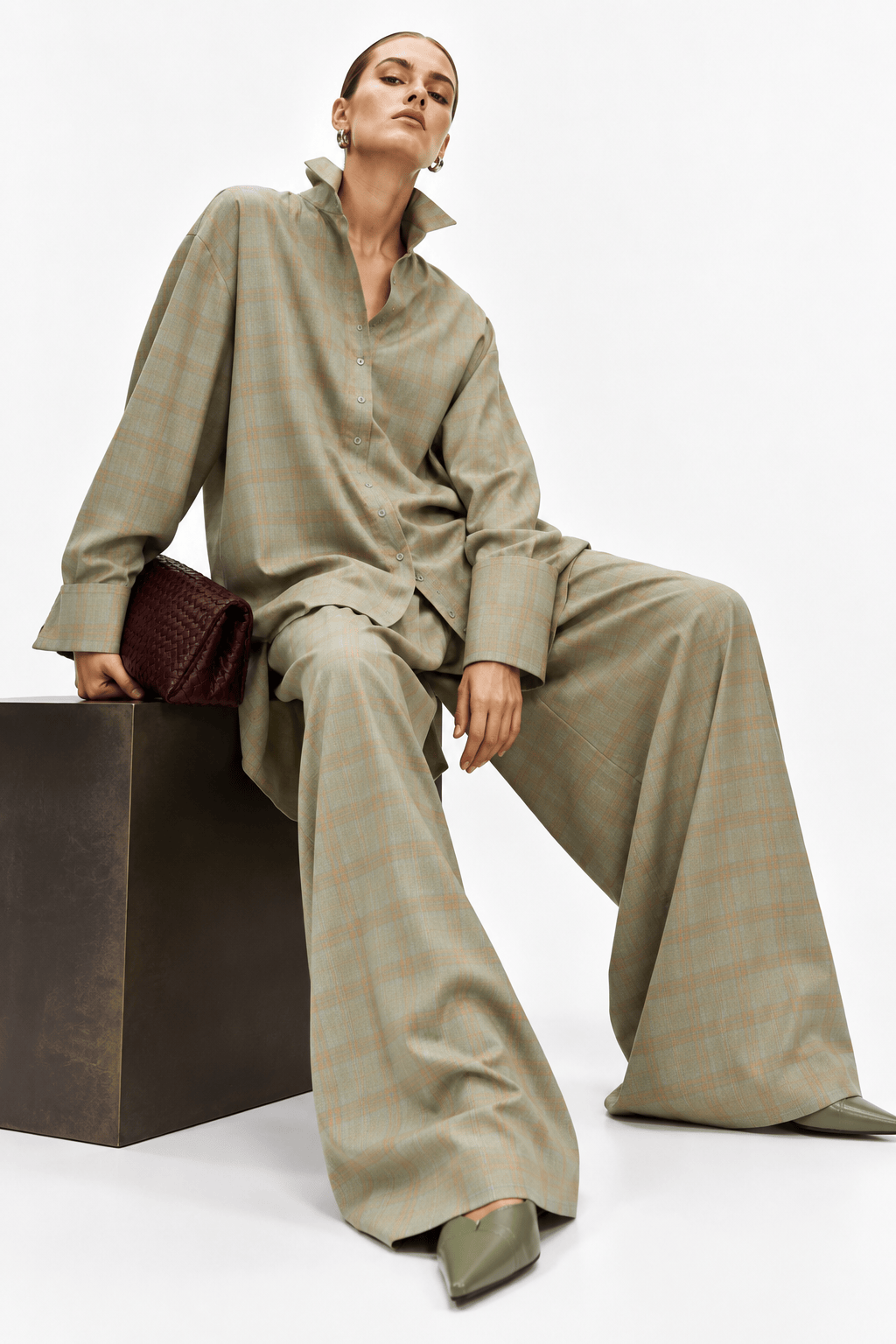 ESSENTIALS5IVE LOOSE FIT CHECKED 2PC SET زوج (SHIRT & PANTS قميص وبنطلون) “JANE AUSTEN"