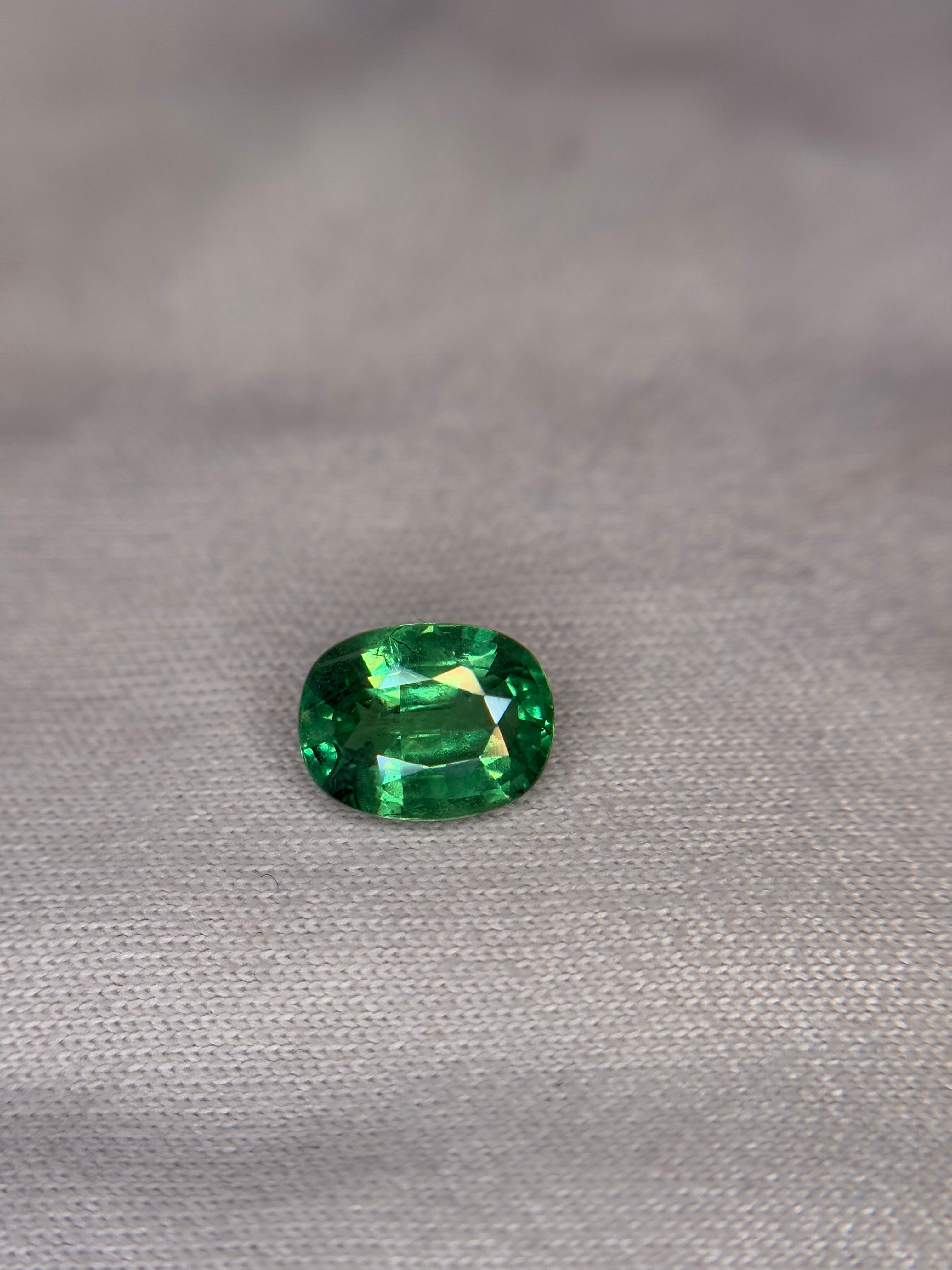 1.90ct Tsavorite THAIC0598