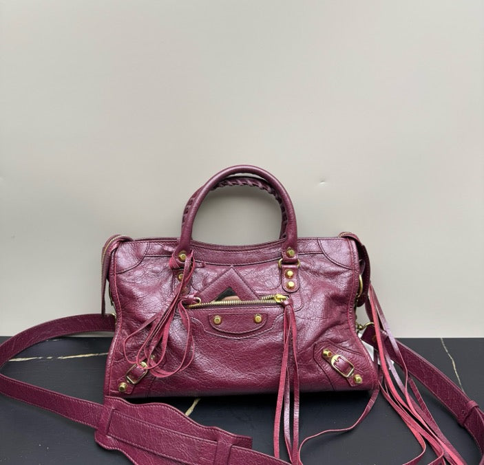 Balenciaga Magenta Distressed Lambskin Classic City Small Bag 22588211