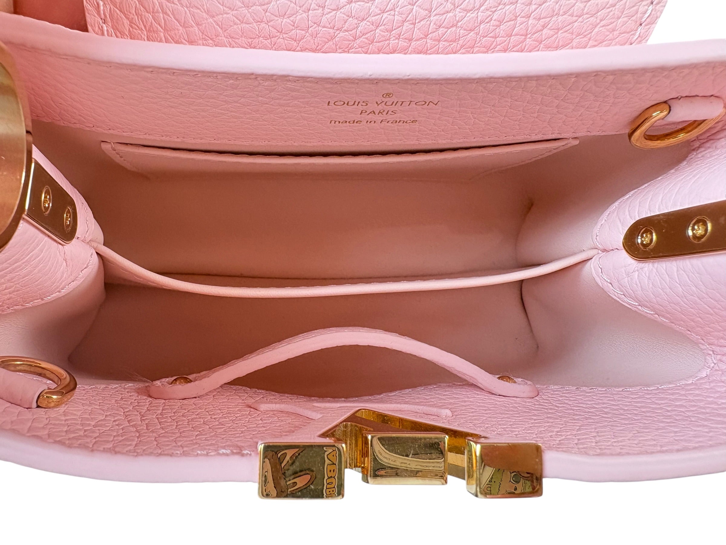 Louis Vuitton Pink Capucines 21cm Bag