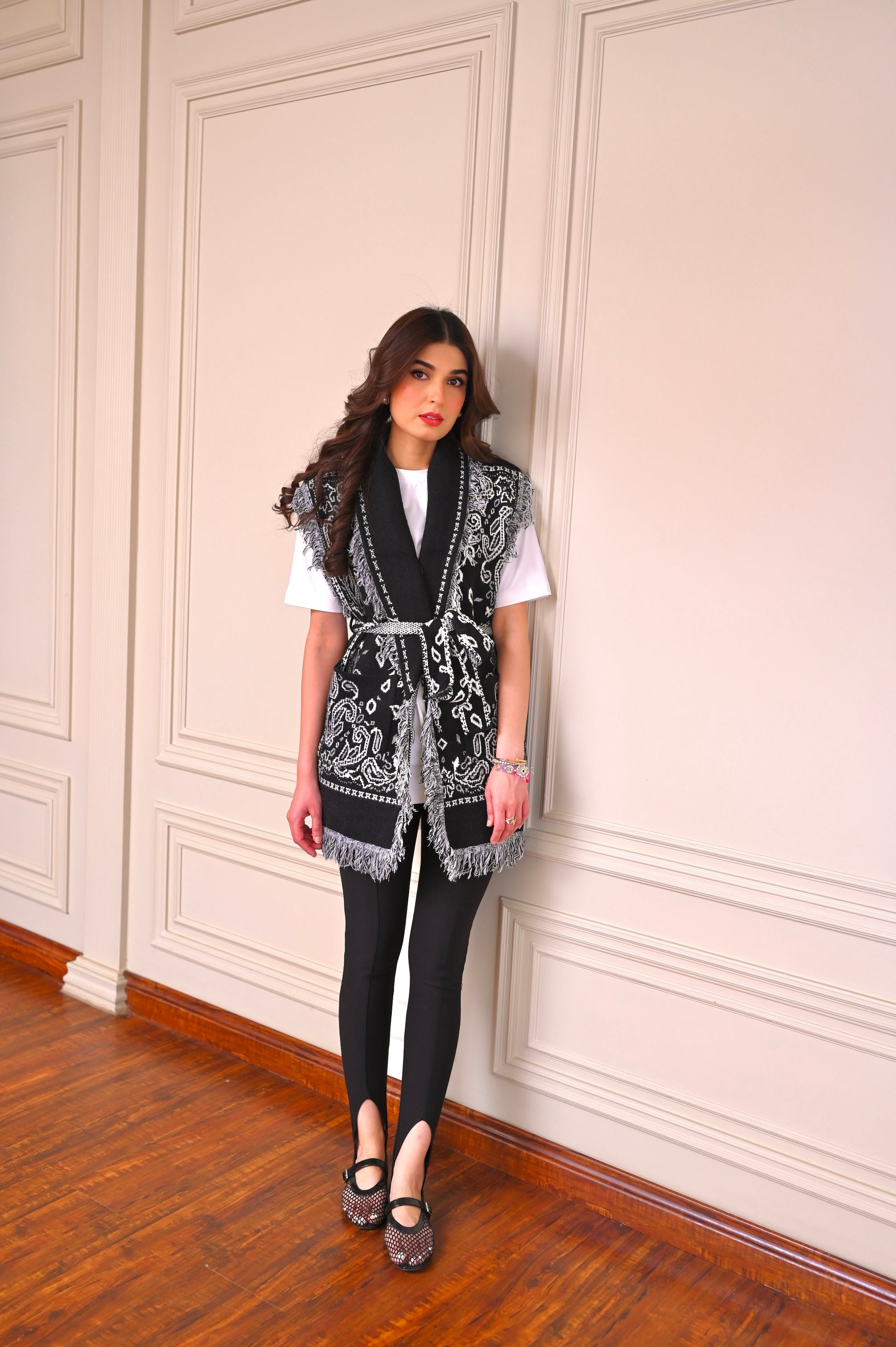 bandana knit gilet with belt black zah20