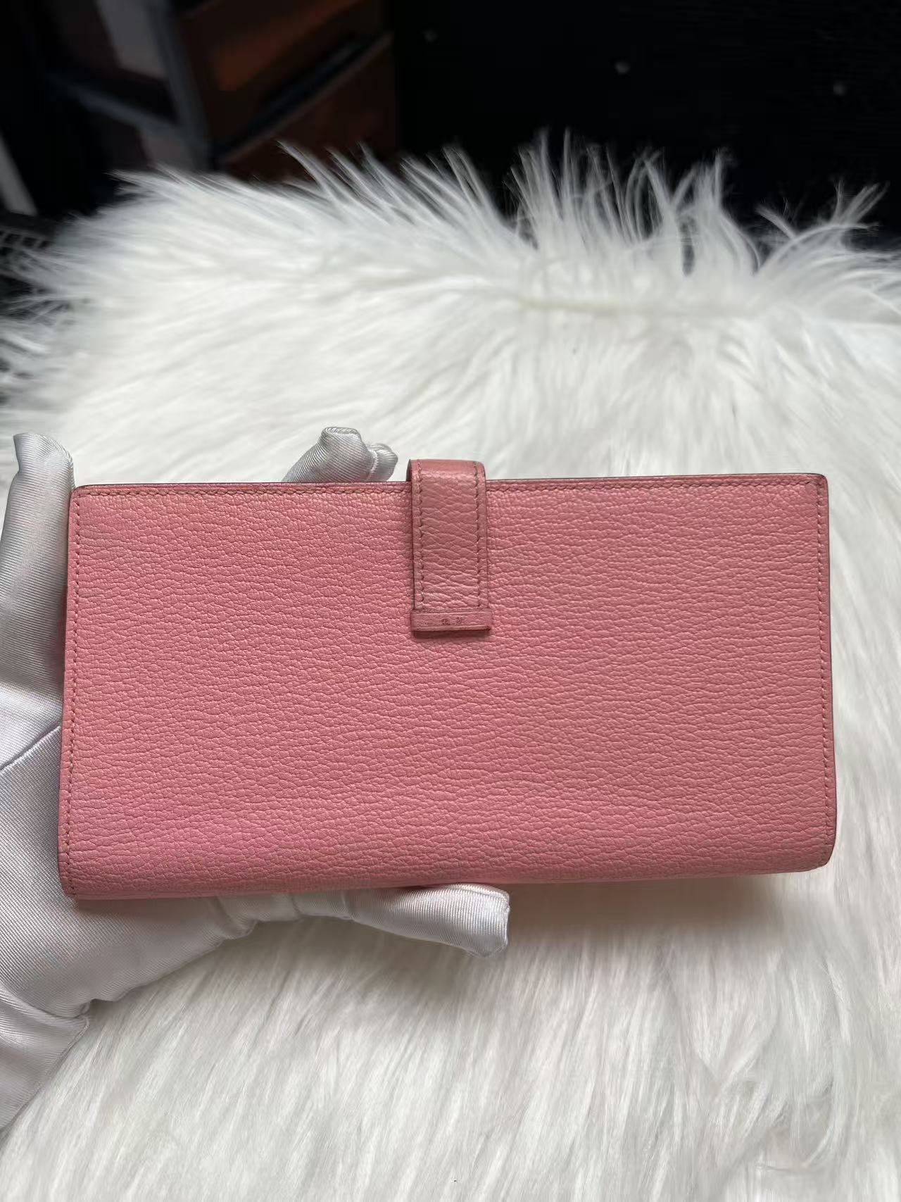 Hermès bearn3Q Premium Leather Bifold Wallet - Sakura Pink