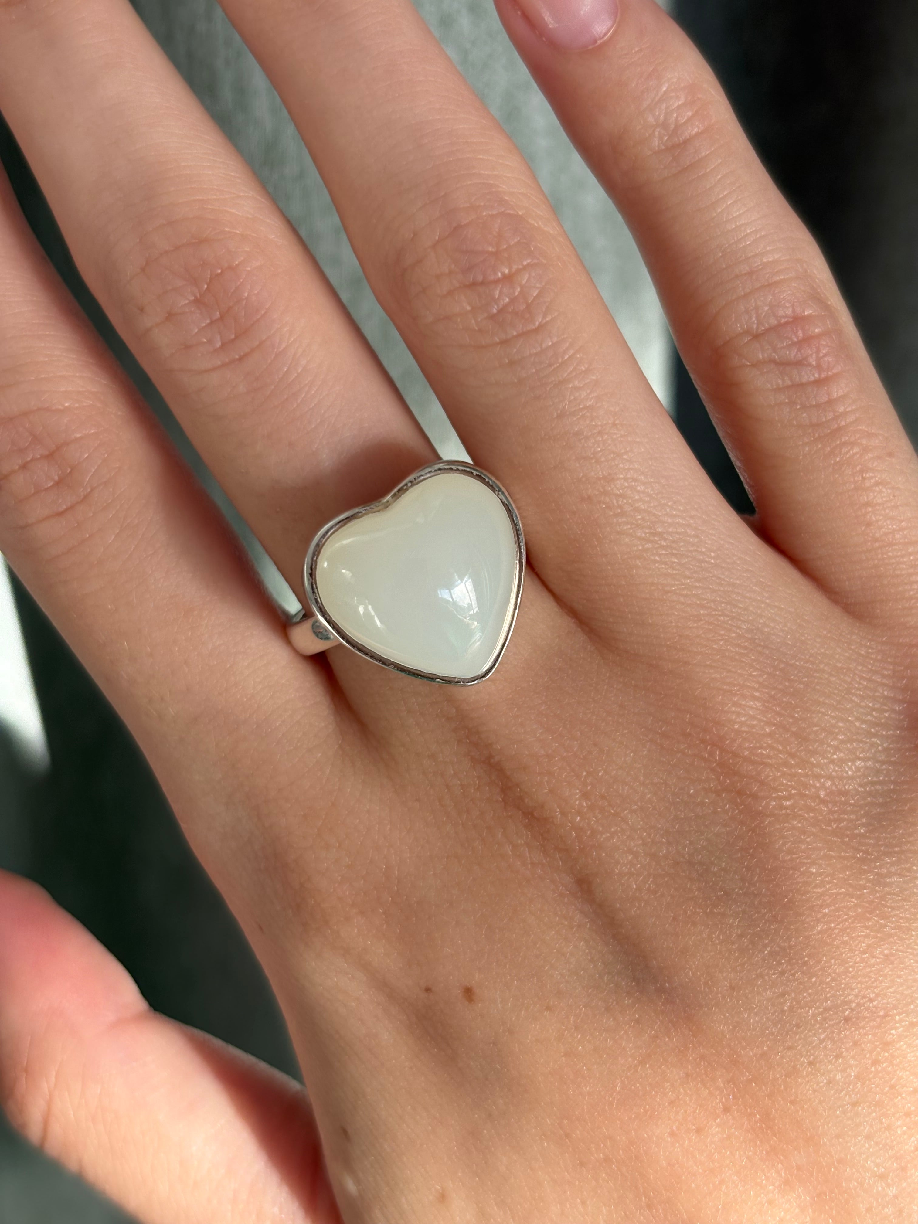 Type AAA White Jade Heart Ring size 19.5mm DXBCS5476