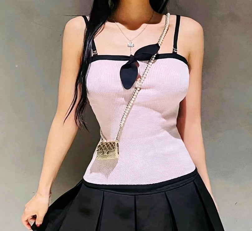 Chanel Pink and Black Bow Knit Camisole / Size 38 / 99% New / 43991