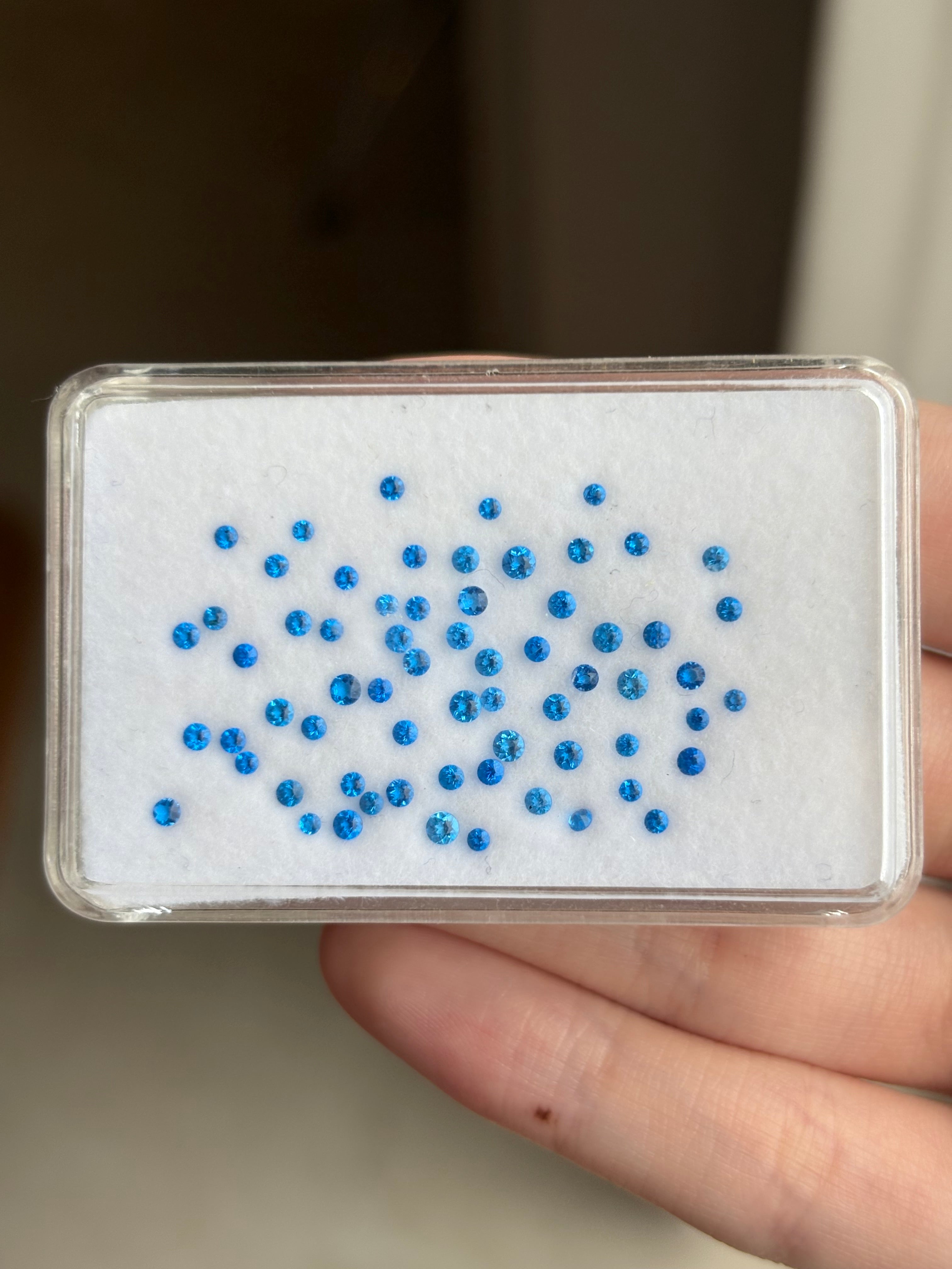 1.00ct+ German Electric Blue Hauyne DXBCS4521