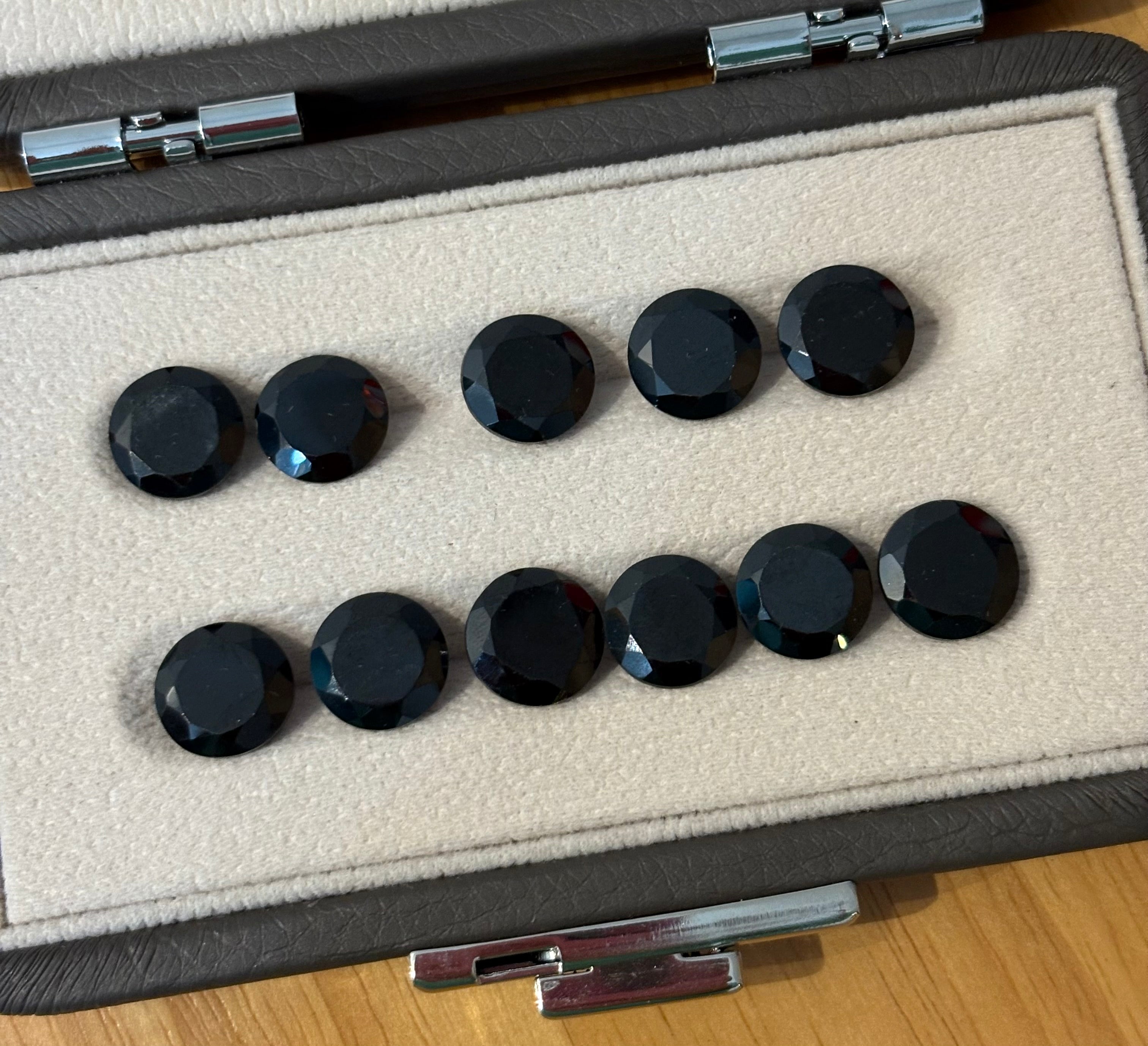 65.00ct Black Spinel Bubbles Box (price per stone) THAIC0484