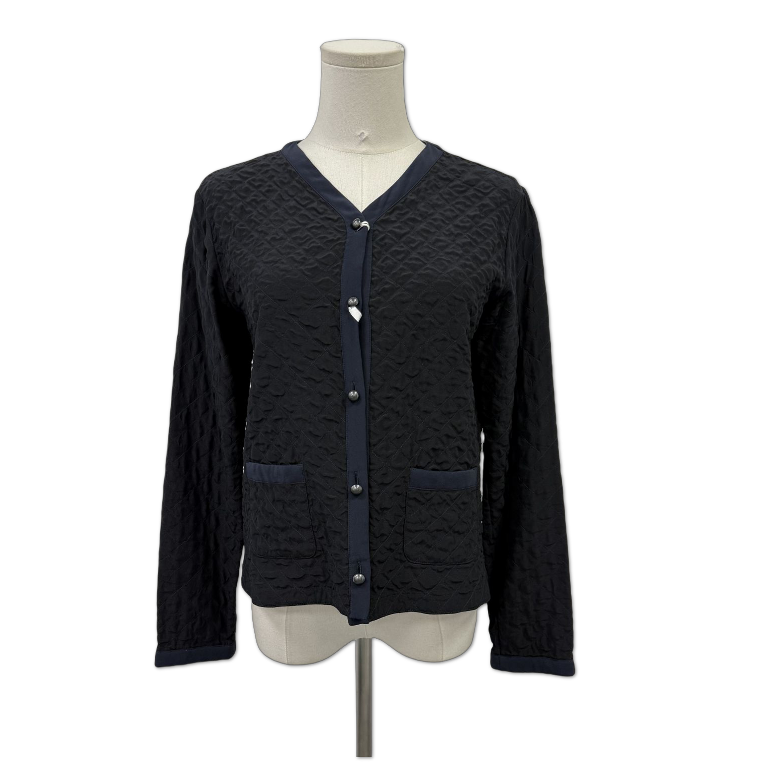 Chanel Black Quilted V-Neck Button-Front Jacket size 38 FQ0026323798
