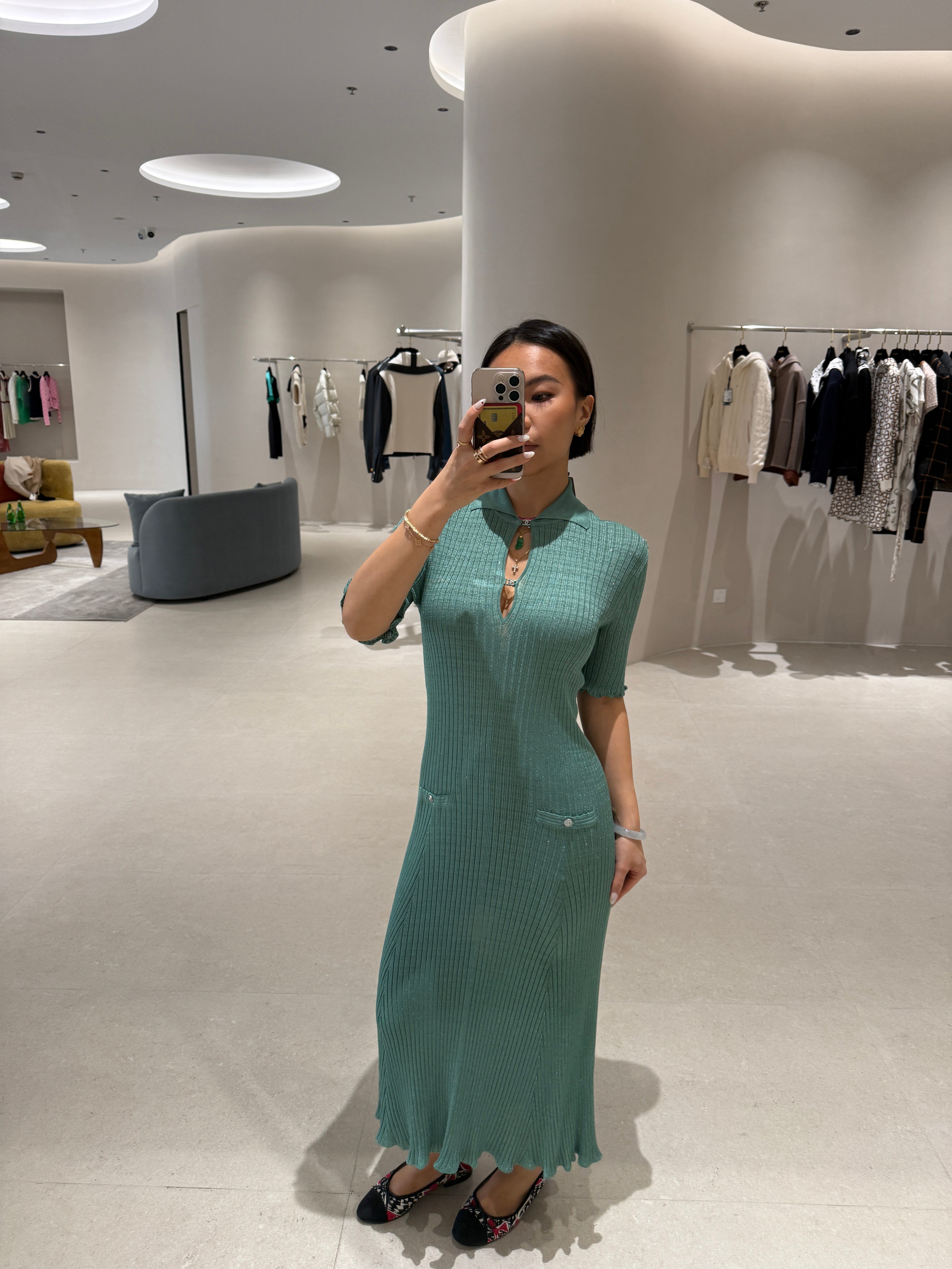 CHANEL GREEN DRESS AVCHZ1001