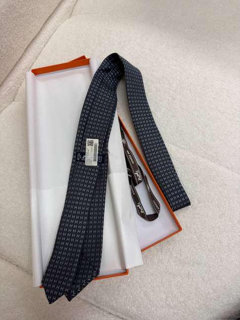 Hermès Silk Tie - Navy H Logo Pattern