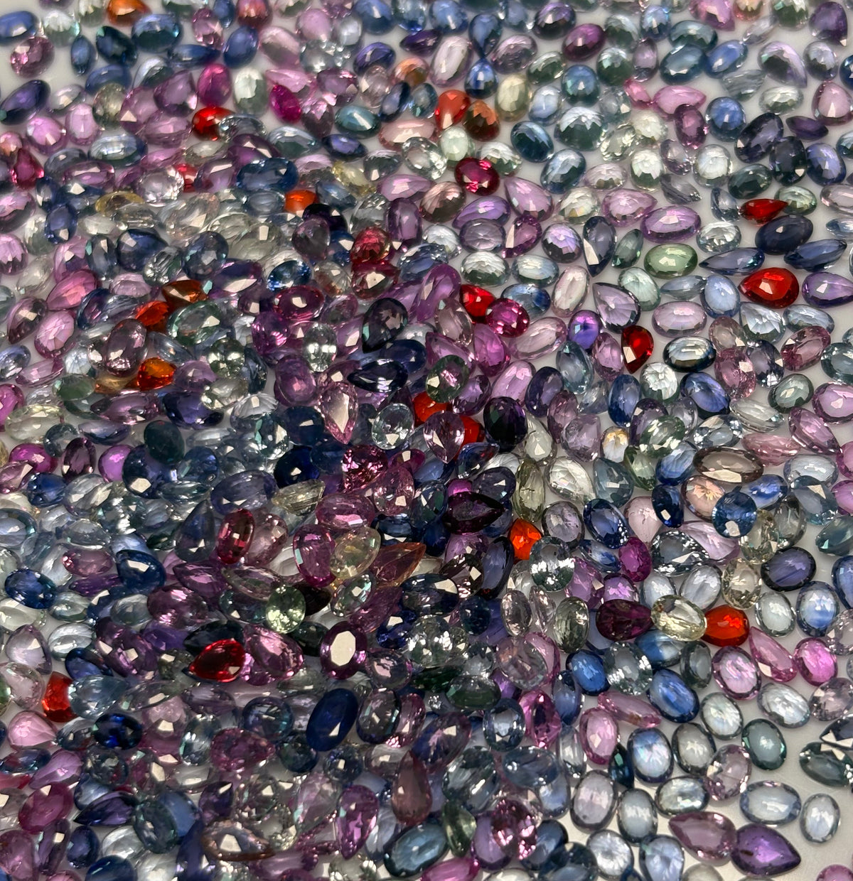 3.15ct Sapphire Mix Set THAIC0981