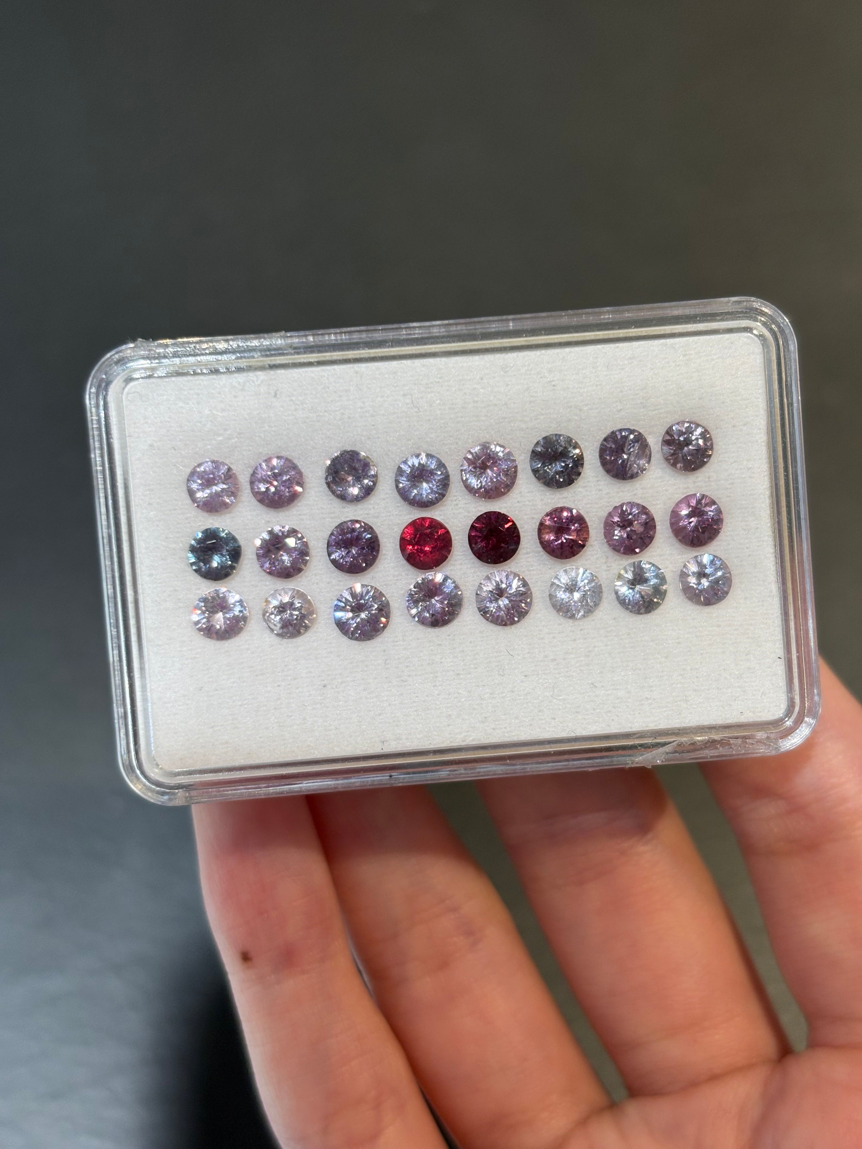 7.85ct Burma Spinel Round Set 4.5mm DXBCS5697