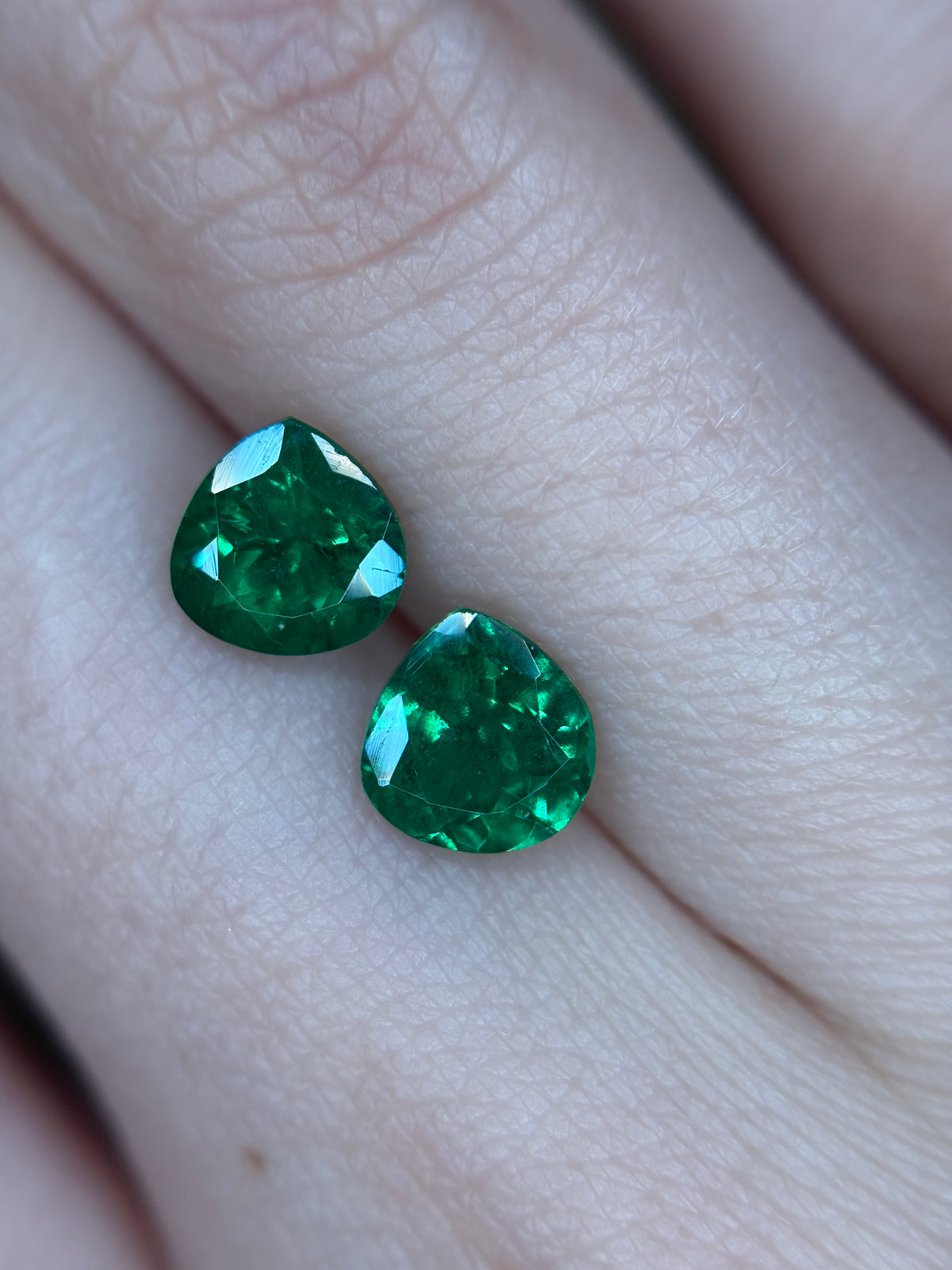 2.10ct Tsavorite PAIR THAIC1029