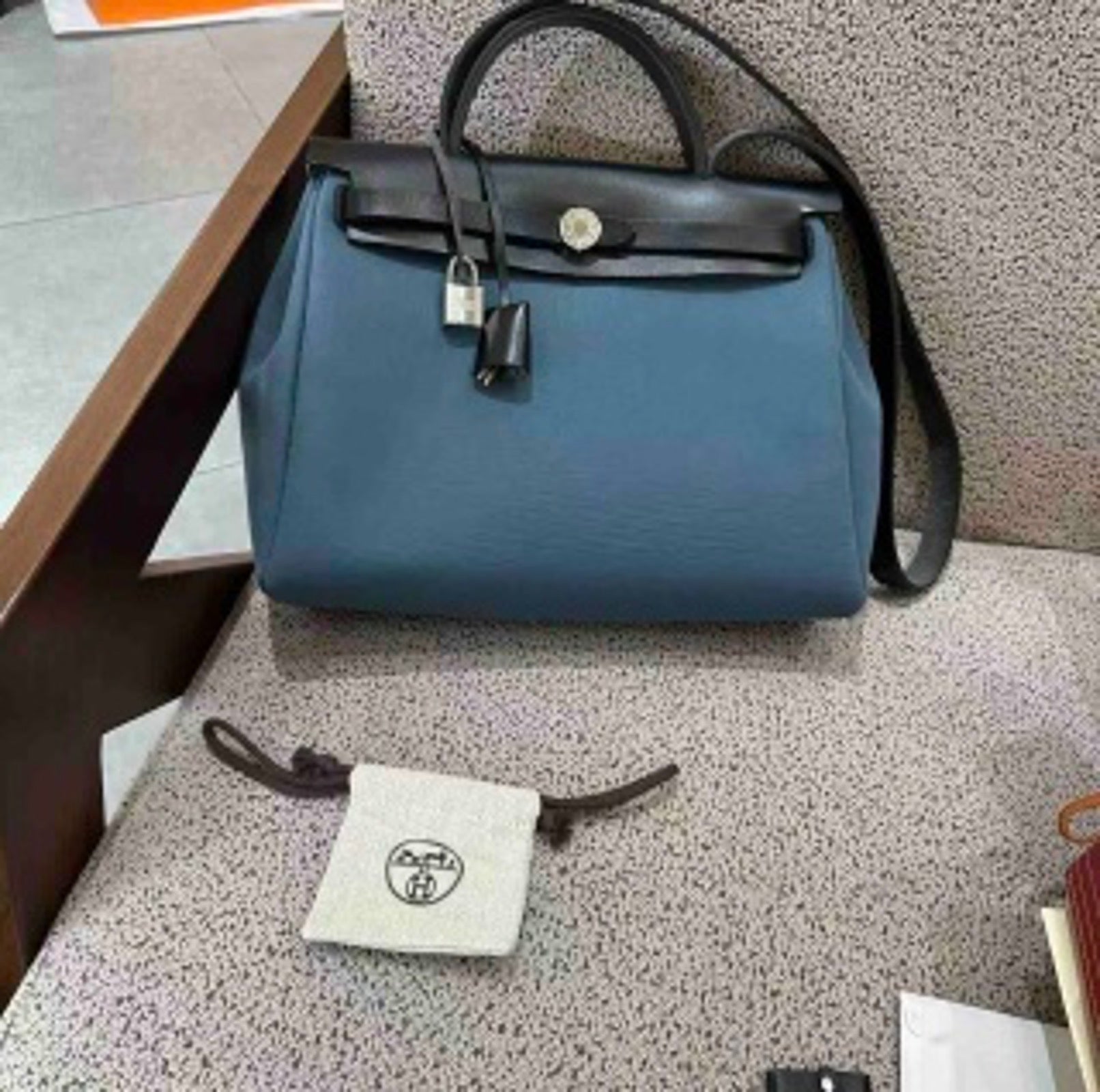 Hermes Herbag 31 W engraving US55185