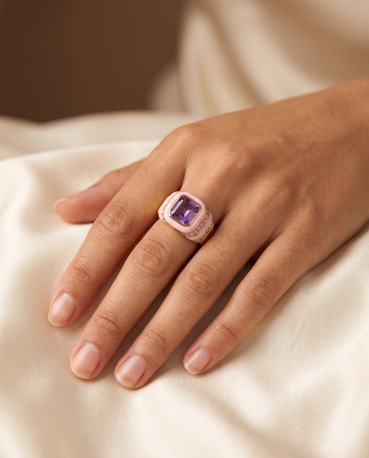 Kyma - 1.64crts Purple Amethyst and 0.4crts Diamonds Emerald Dome Signet Ring HOA002