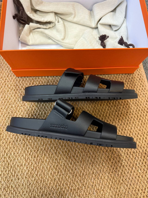 EU36.5 - Hermès Chypre Sandals black Classic H-Cut Slide