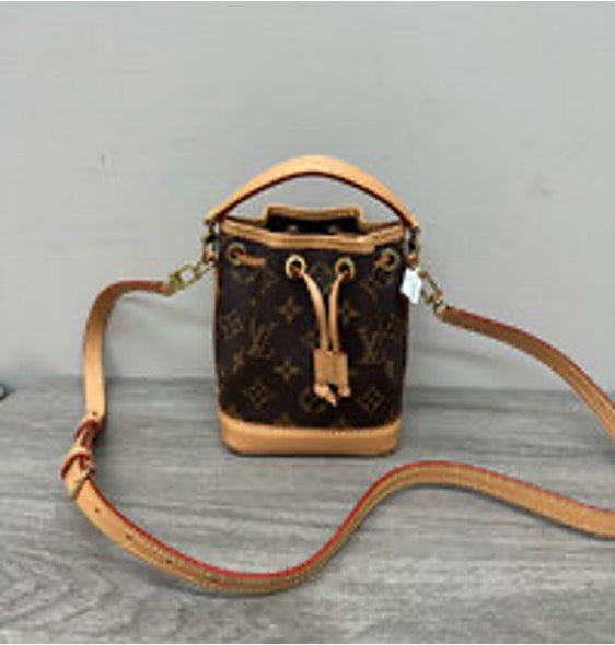 LV/Louis Vuitton Noenano Classic Monogram Drawstring Bucket Handbag/Crossbody Bag 3022605091583