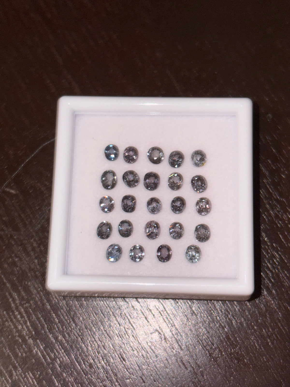 9.00ct Grey Spinel Box DXBCS6719