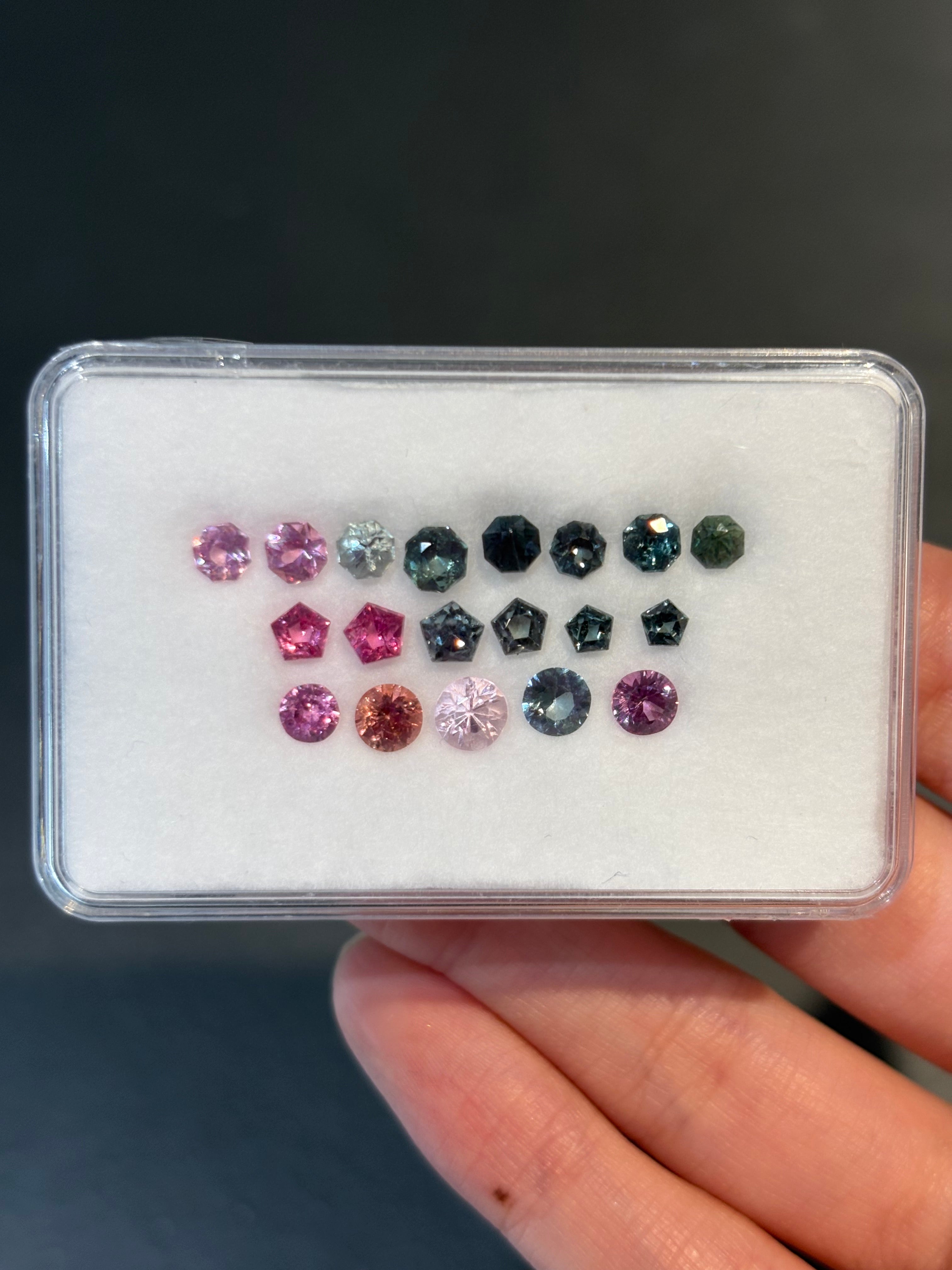 5.48ct Sri Lanka Spinel Hexagon/Star/Round Set DXBCS5692