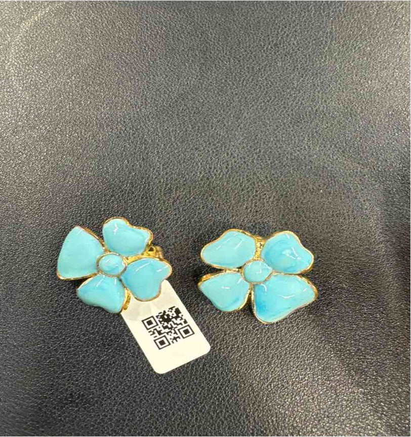 FM Four-Leaf Clover Blue Ear Clip LZ506034