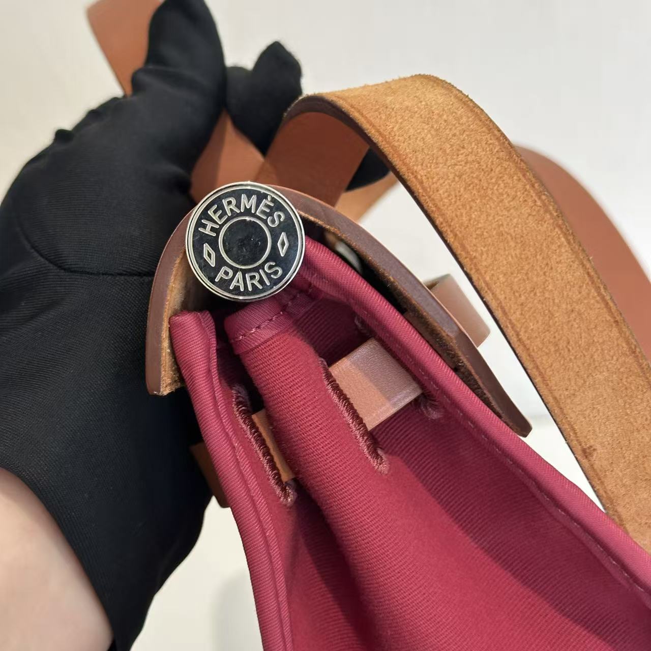 Hermès Herbag 31 Two-Tone Convertible Bag - Burgundy & Tan