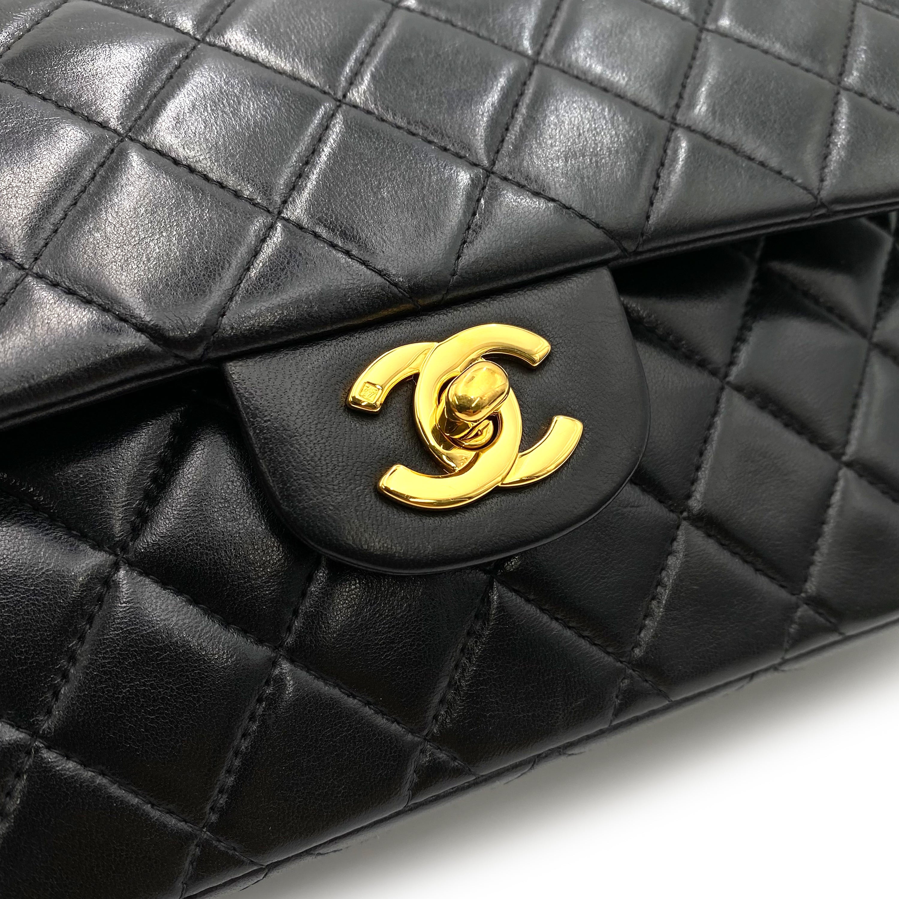 CHANEL VINTAGE CLASSIC FLAP MEDIUM CHAIN SHOULDER BAG BLACK LAMB SKIN 90237403