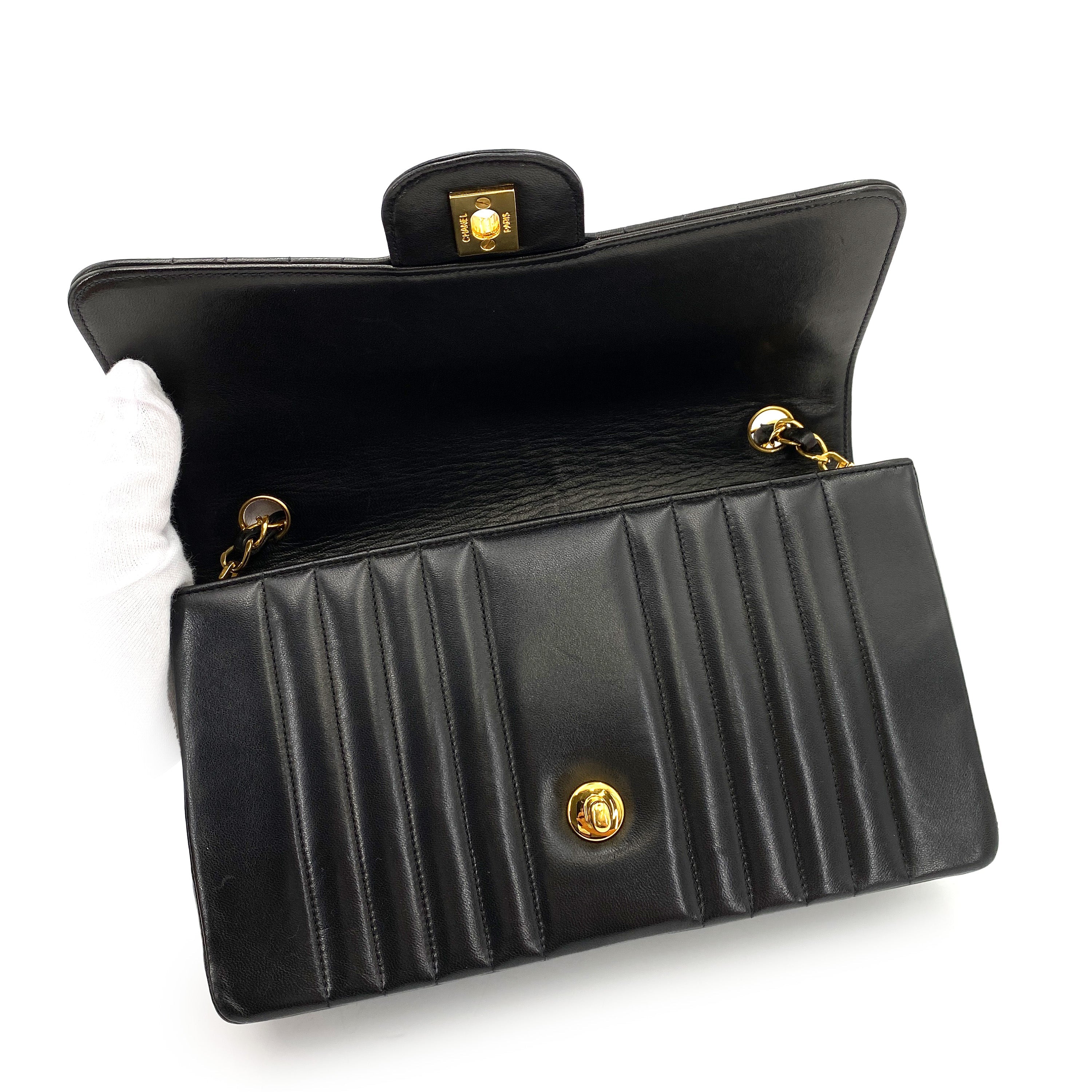 CHANEL VINTAGE MADEMOISELLE MEDIUM CHAIN SHOULDER BAG BLACK LAMB SKIN 90245052