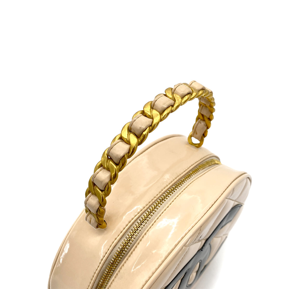 CHANEL VINTAGE ROUND VANITY HAND BAG BEIGE ENAMEL 90257628