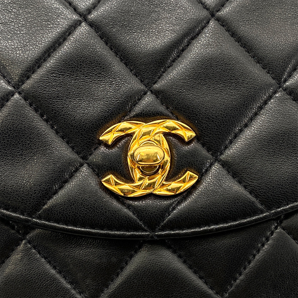 CHANEL VINTAGE BIJOU CHAIN SHOULDER BAG BLACK LAMB SKIN 90258811