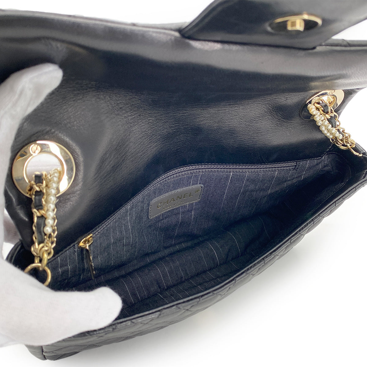 CHANEL VINTAGE WESTMINSTER CHAIN SHOULDER BAG FAKE PEARL BLACK LAMB SKIN 90260476 - PURPOSE