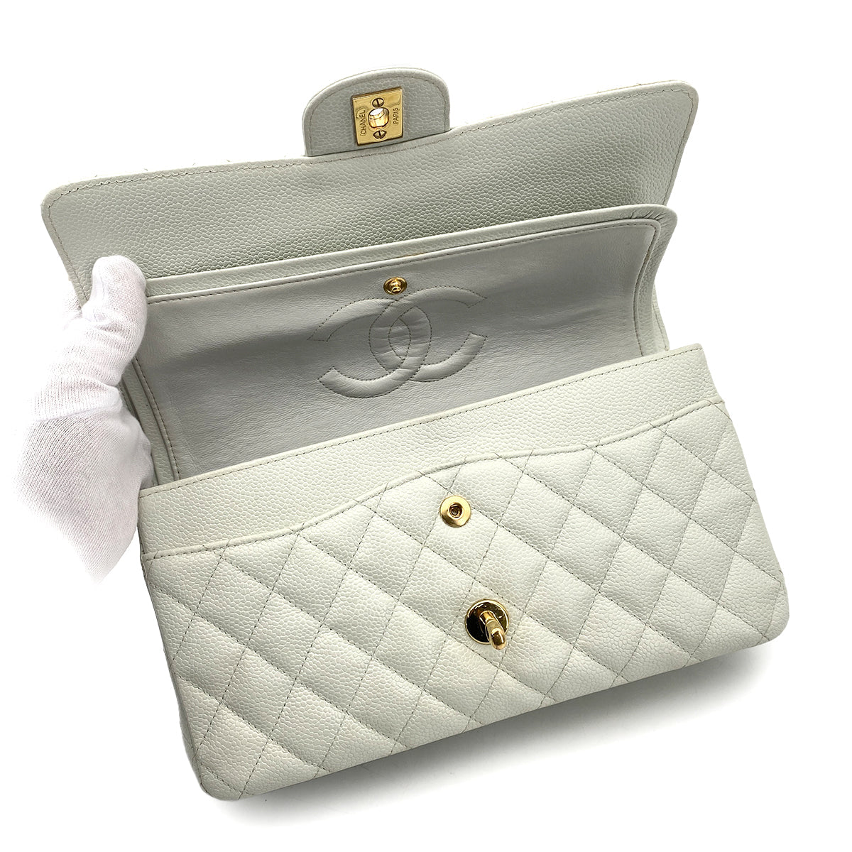 CHANEL VINTAGE CLASSIC FLAP MEDIUM CHAIN SHOULDER BAG LIGHT BLUE CAVIAR SKIN 90261587