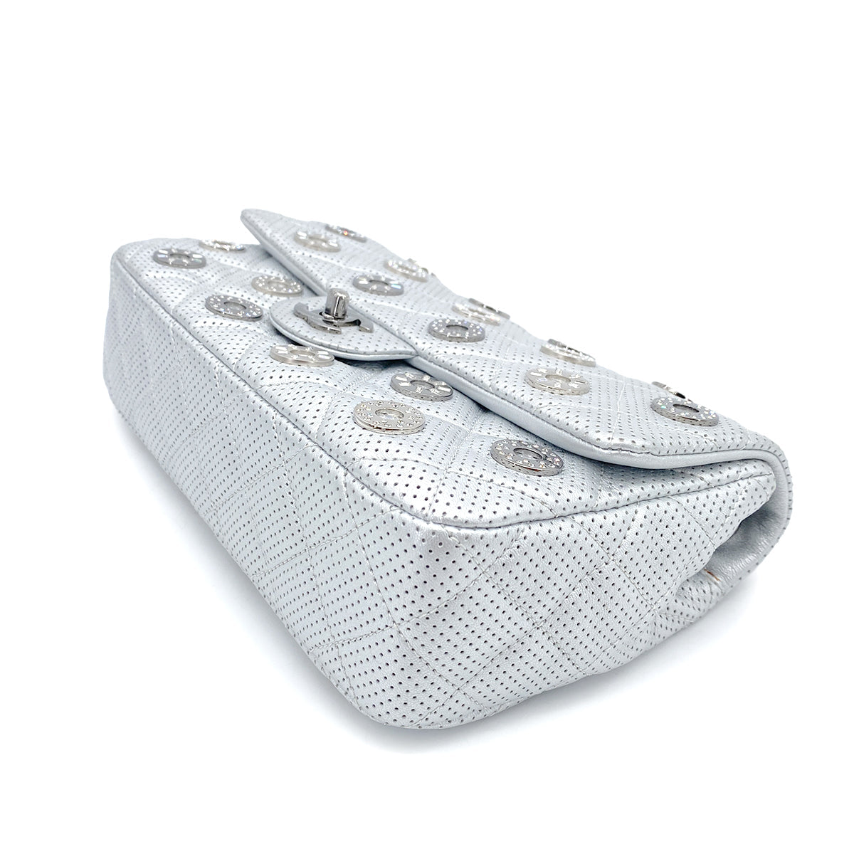 CHANEL MATELASSE CHAIN SHOULDER BAG PUNCHING SILVER LEATHER 90263632