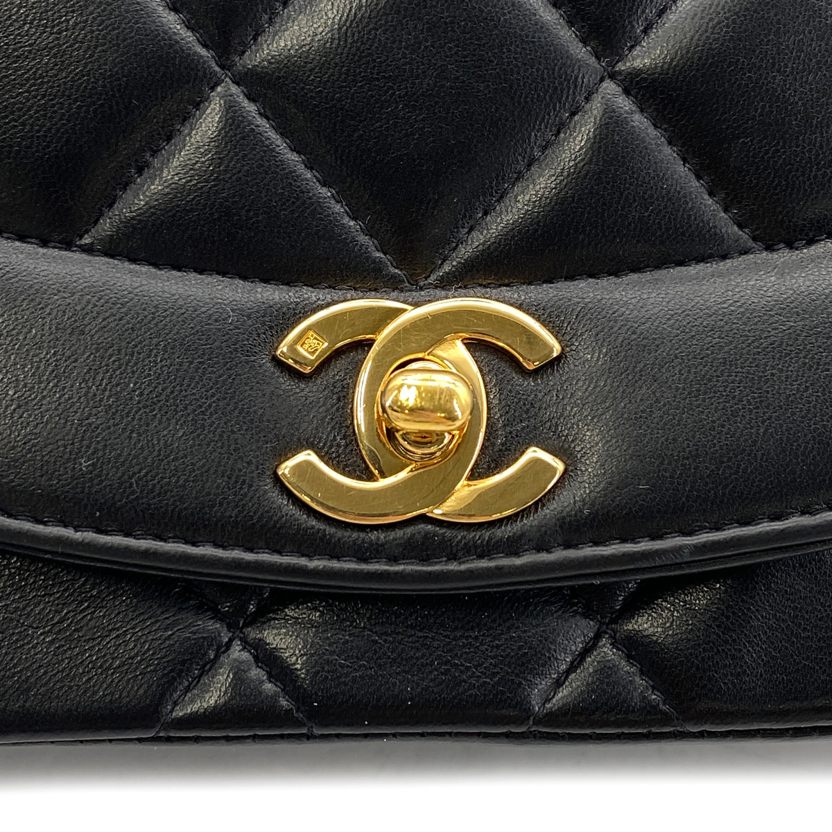 CHANEL VINTAGE DIANA SMALL CHAIN SHOULDER BAG BLACK LAMB SKIN 90268864