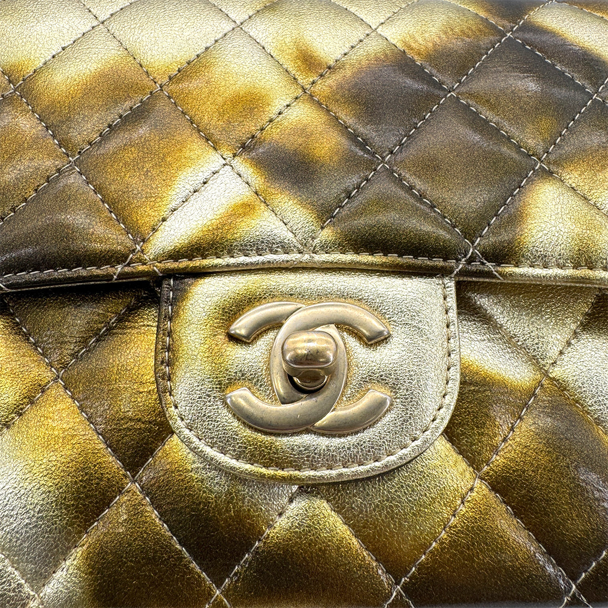 CHANEL CLASSIC DOUBLE FLAP MEDIUM CHAIN SHOULDER BAG METALLIC GOLD 90269841