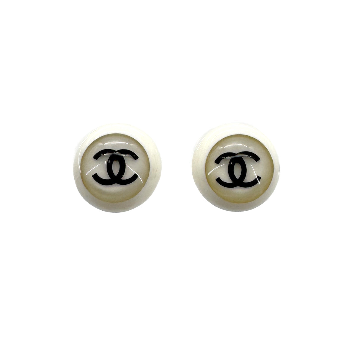 CHANEL EARRINGS COCOMARK ROUND WHITE 01P 90270320