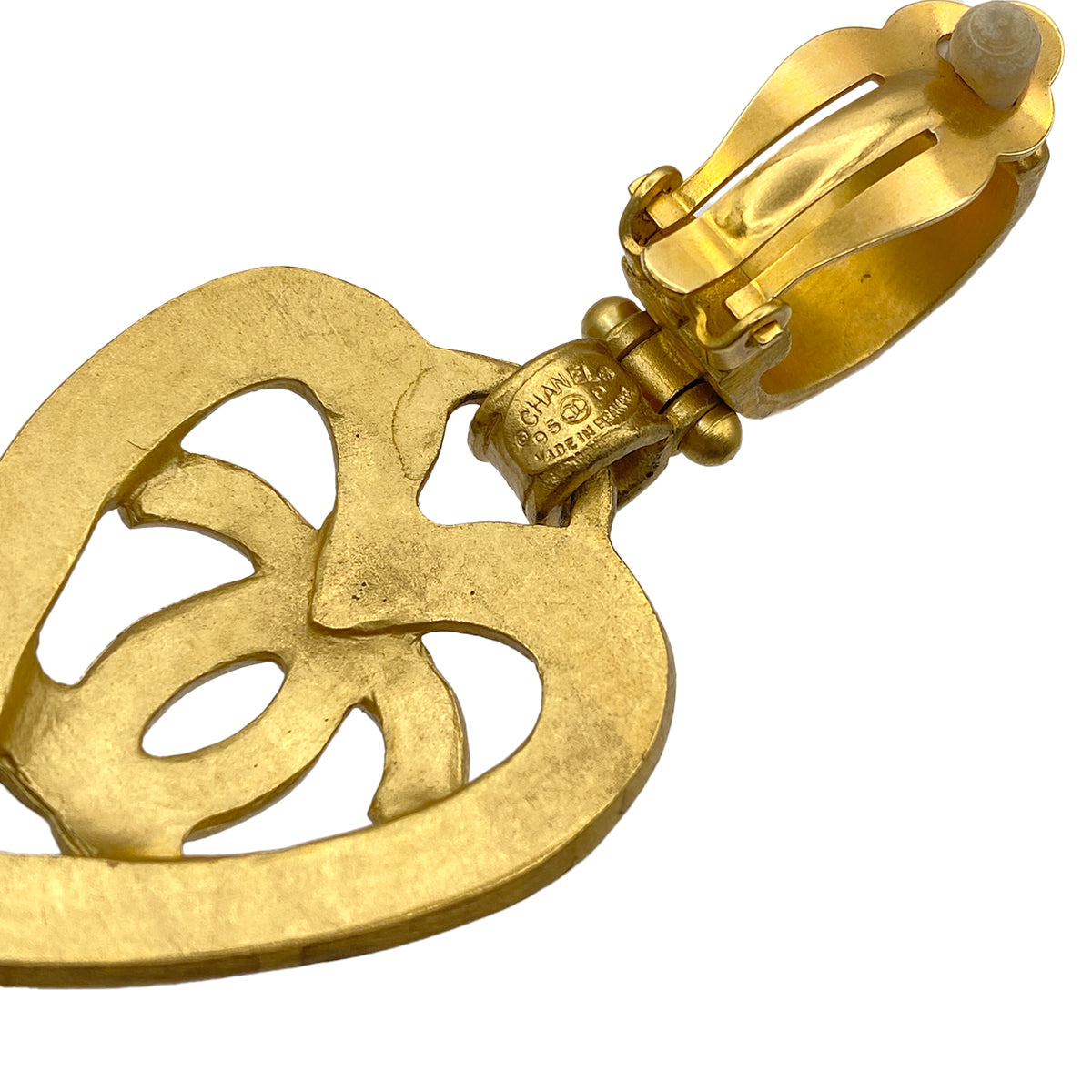 CHANEL VINTAGE EARRINGS HEART COCOMARK ACCESSORY 95P 90271278